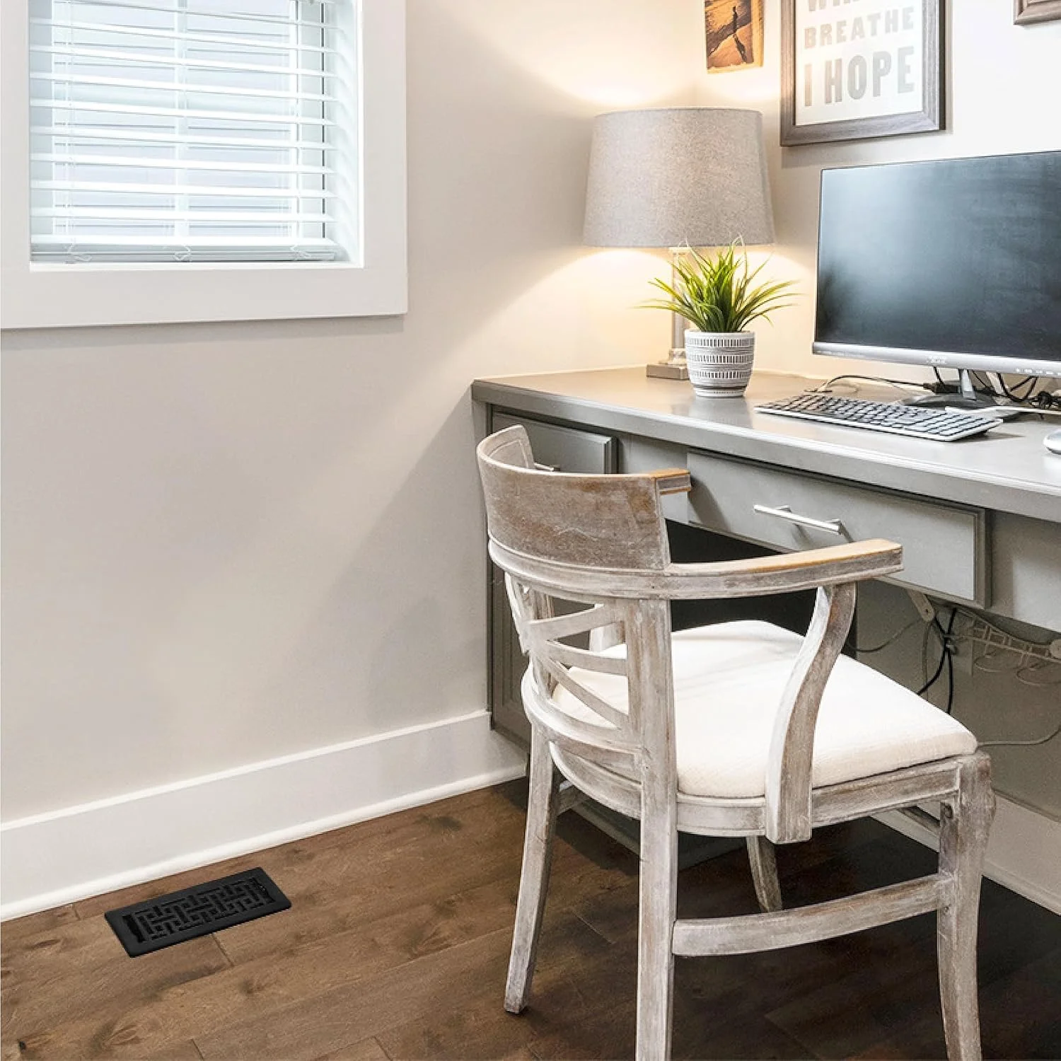 دکور گریتس دریچه دیواری طرح Oriental مدل AJH410-BLK، سایز 4x10 اینچ، مشکی بافت‌دار