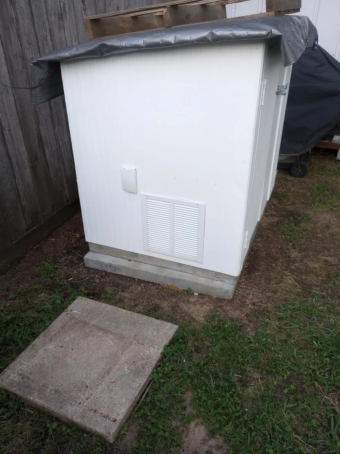 دریچه برگشت هوای Rocky Mountain Goods - فولاد سنگین با روکش ممتاز - شامل کیت نصب کامل - طراحی پره ای - پوشش دریچه قابل رنگ آمیزی - سفید مات - جریان هوای ثابت (30x30 سانتی متر)