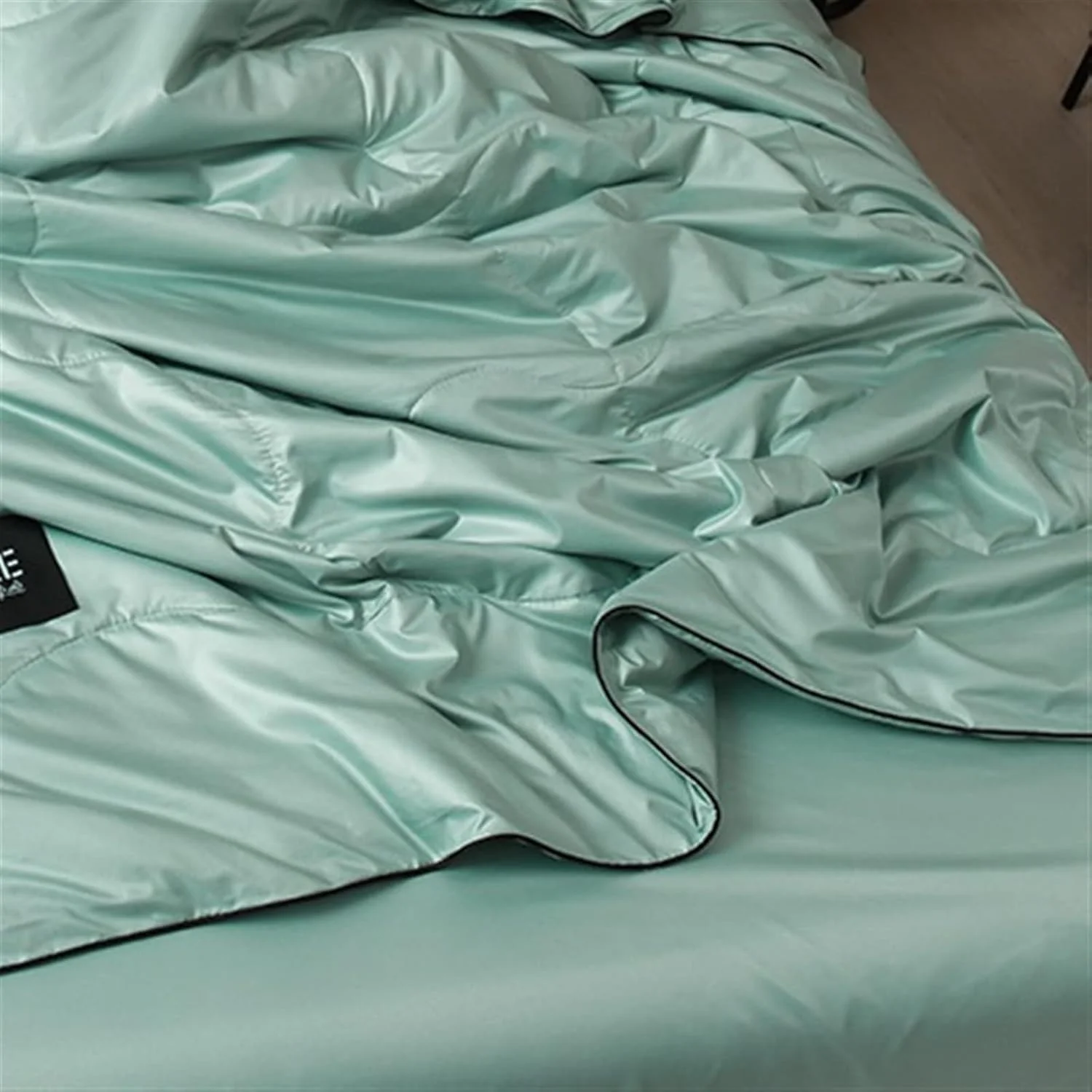 لحاف تابستانی KRSIAXG، لحاف نرم ابریشمی ساتن، لحاف دوزی شده، قابل شستشو در ماشین لباسشویی، لحاف خنک کننده هوا، رو تختی نازک