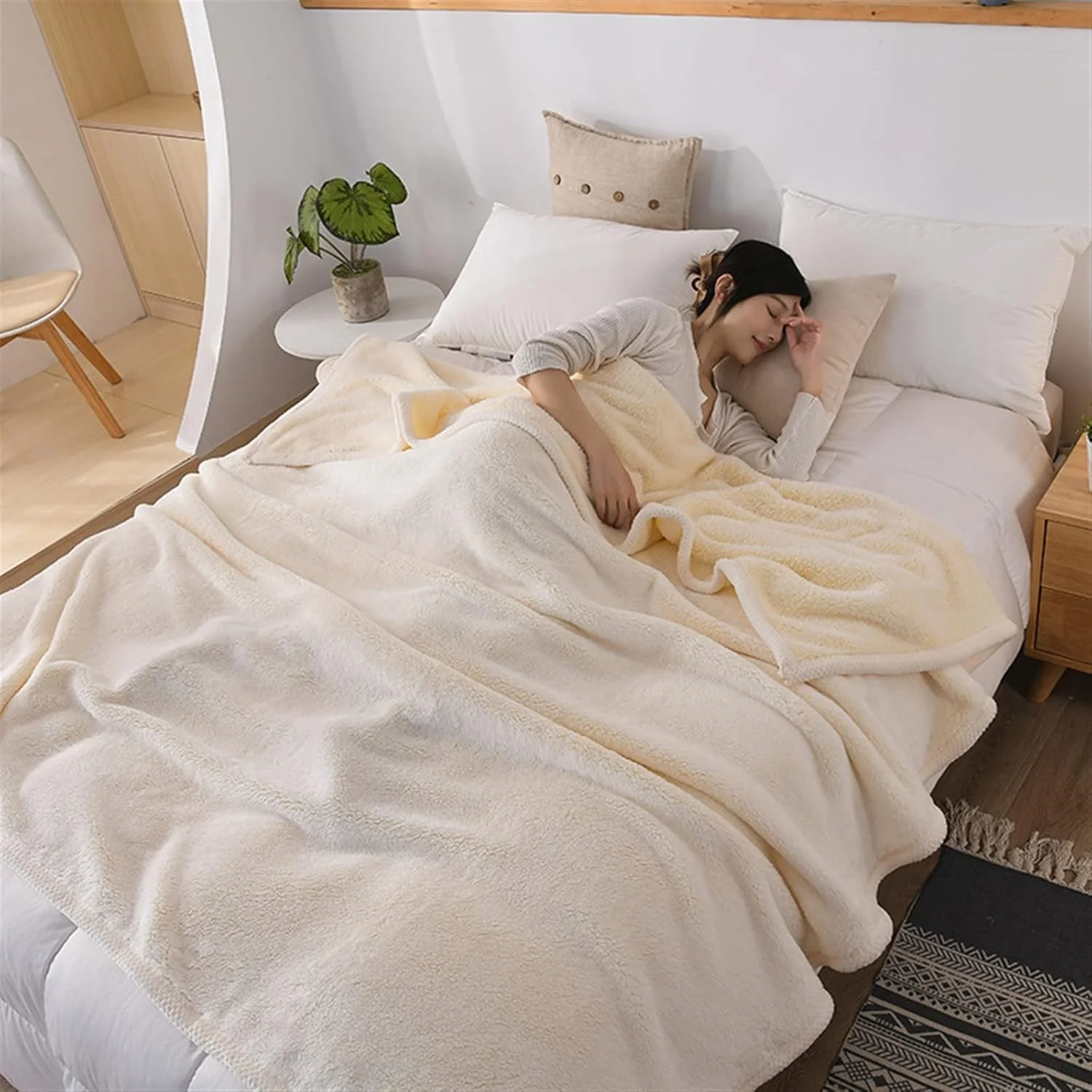 LOYOUYEO Blankets Super Warm Lamb Quilt Winter Blanket Double-sided Velvet Thickened Warm Autumn Blanket Striped Bed