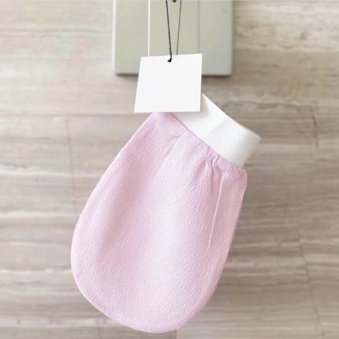 دستکش لایه بردار عمیق کره ای شیوای کلین اند گلو دستکش لایه بردار عمیق کره ای شیوای کلین اند گلو