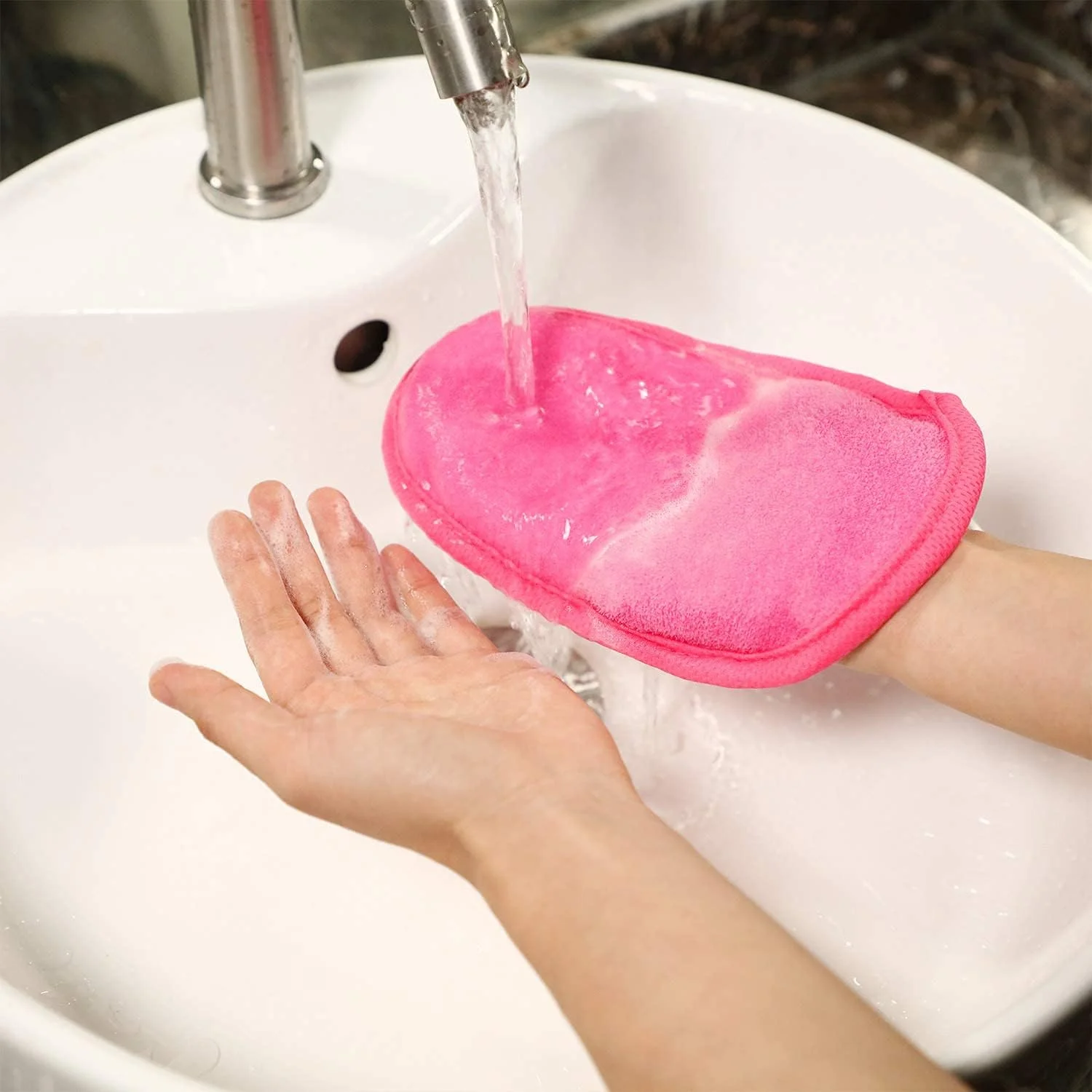 دستکش لایه بردار، دستکش لوفا لایه بردار حمام، دستکش اسکراب بدن، دستکش لایه بردار برای از بین بردن سلول های مرده پوست برای اسکراب عمیق بدن، ماساژ اسپا و داشتن پوستی صاف و سالم