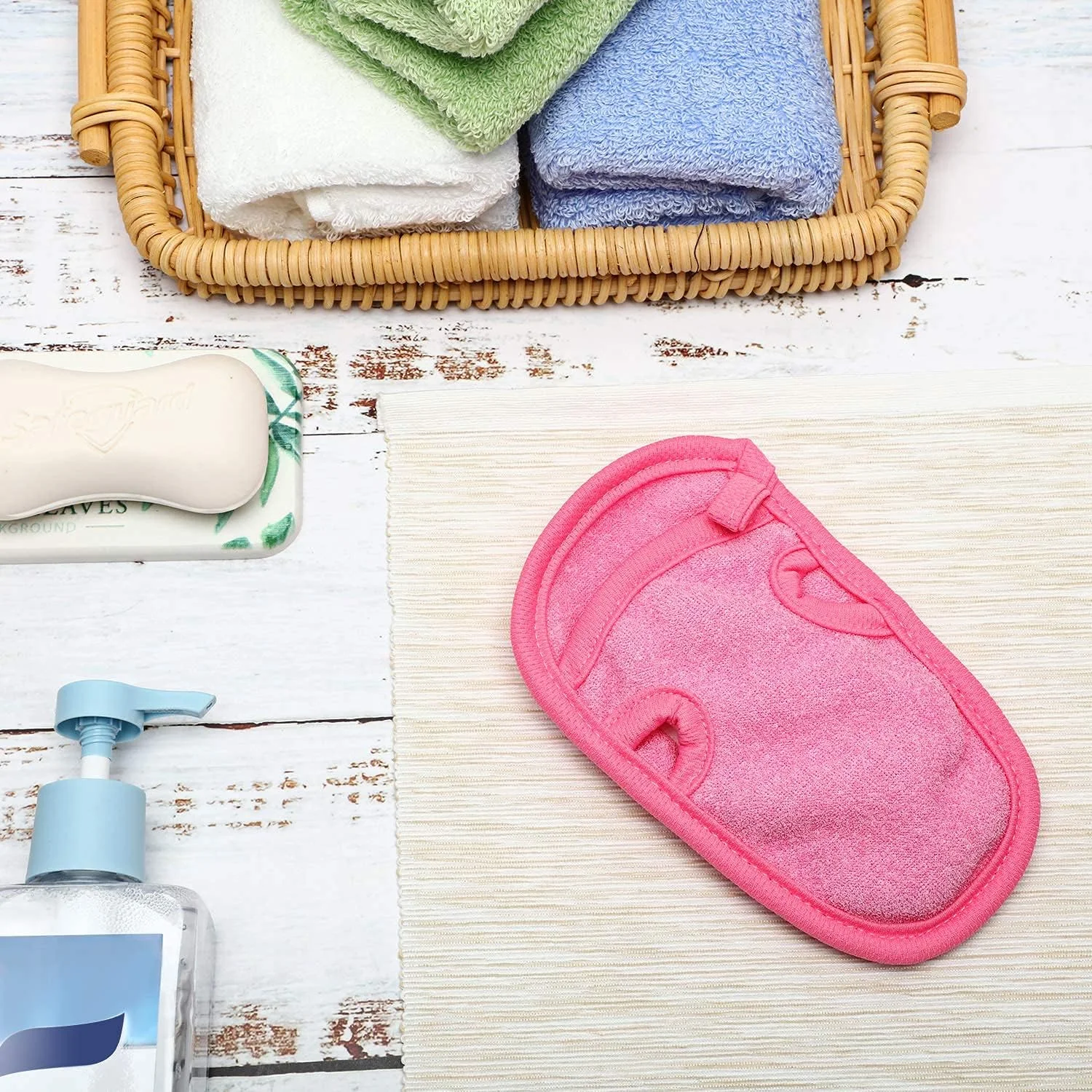 دستکش لایه بردار، دستکش لوفا لایه بردار حمام، دستکش اسکراب بدن، دستکش لایه بردار برای از بین بردن سلول های مرده پوست برای اسکراب عمیق بدن، ماساژ اسپا و داشتن پوستی صاف و سالم