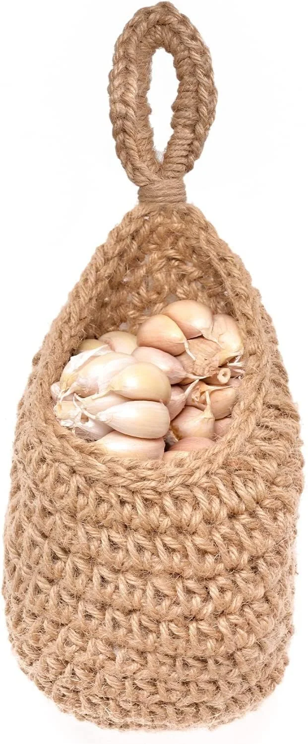 سبد آویز دیواری Gleckn برای نگهداری میوه و سبزیجات، سبد آویز کنفی برای نگهداری سیب زمینی، سیر، پیاز، میوه، سازمان دهنده آشپزخانه تزئینی دست بافت و نگهدارنده گلدان دیواری (کوچک)