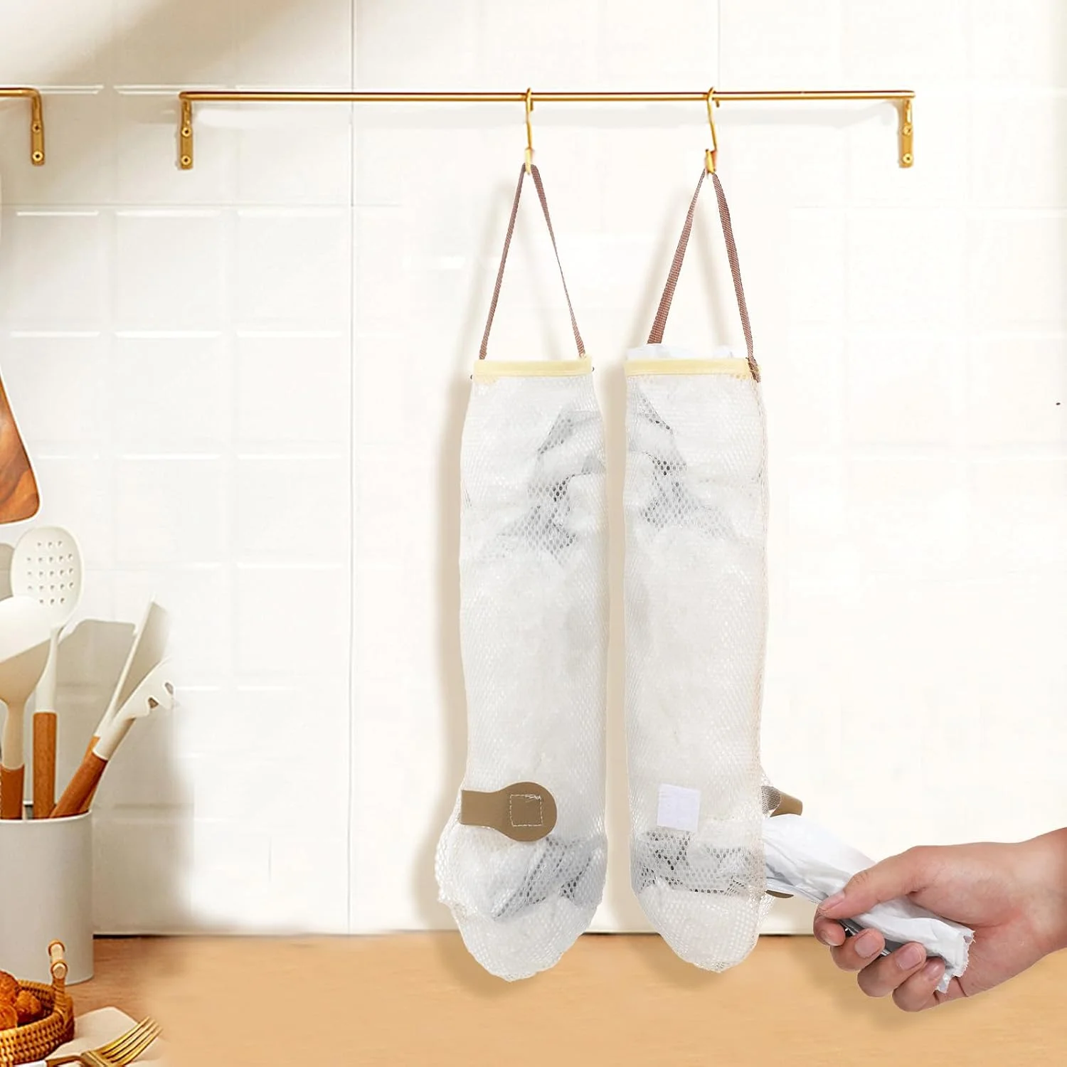 Qulkws بسته 6 عددی کیسه های توری آویز برای نگهداری پیاز و سیب زمینی، کیسه های نگهداری سبزیجات قابل استفاده مجدد برای میوه و سبزیجات