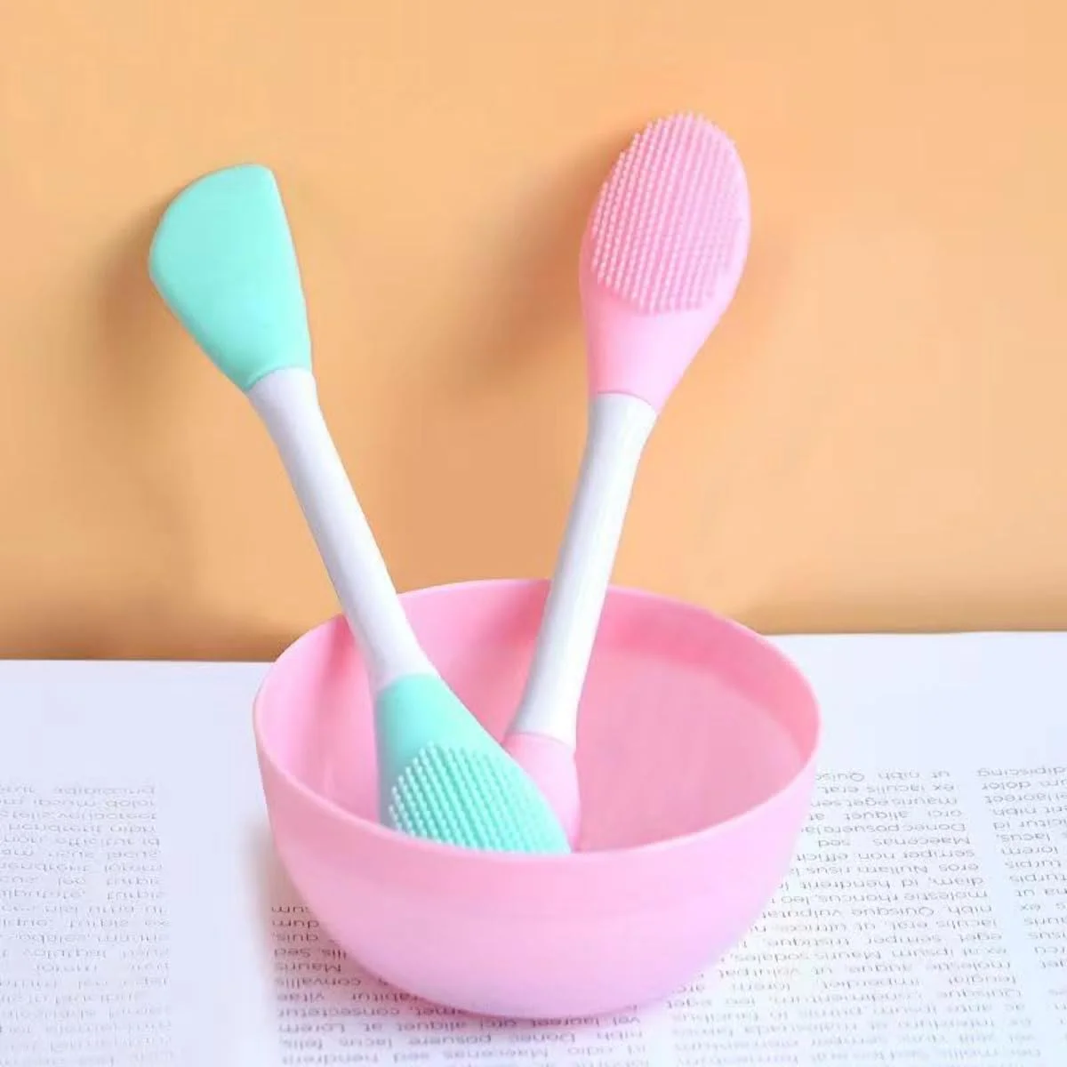 براش های سیلیکونی دو طرفه ماسک صورت و ابزار پاکسازی، نرم و کارآمد، ایده آل برای کرم ها، لوسیون ها، ماسک ها، مناسب برای مسافرت، افزایش جذب و کاهش آلودگی، عملکرد بالا