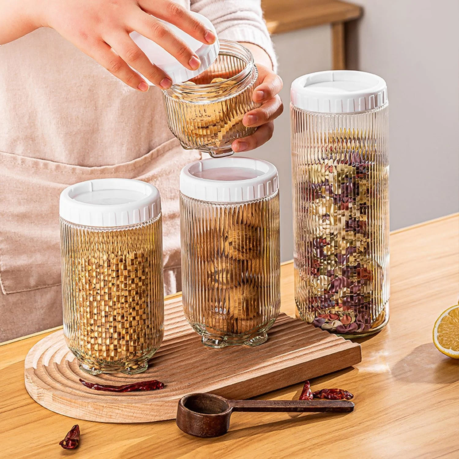 ست 10 تکه ظروف ادویه شیشه ای BEROZA، ظروف نگهداری شیشه ای گرد با درب، ظروف ادویه نگهداری مواد غذایی، مناسب برای نودل، آرد، غلات، برنج، شکر، چای، دانه های قهوه (C) ست 10 تکه ظروف ادویه شیشه ای BEROZA، ظروف نگهداری شیشه ای گرد با درب، ظروف ادویه نگهداری مواد غذایی، مناسب برای نودل، آرد، غلات، برنج، شکر، چای، دانه های قهوه (C)