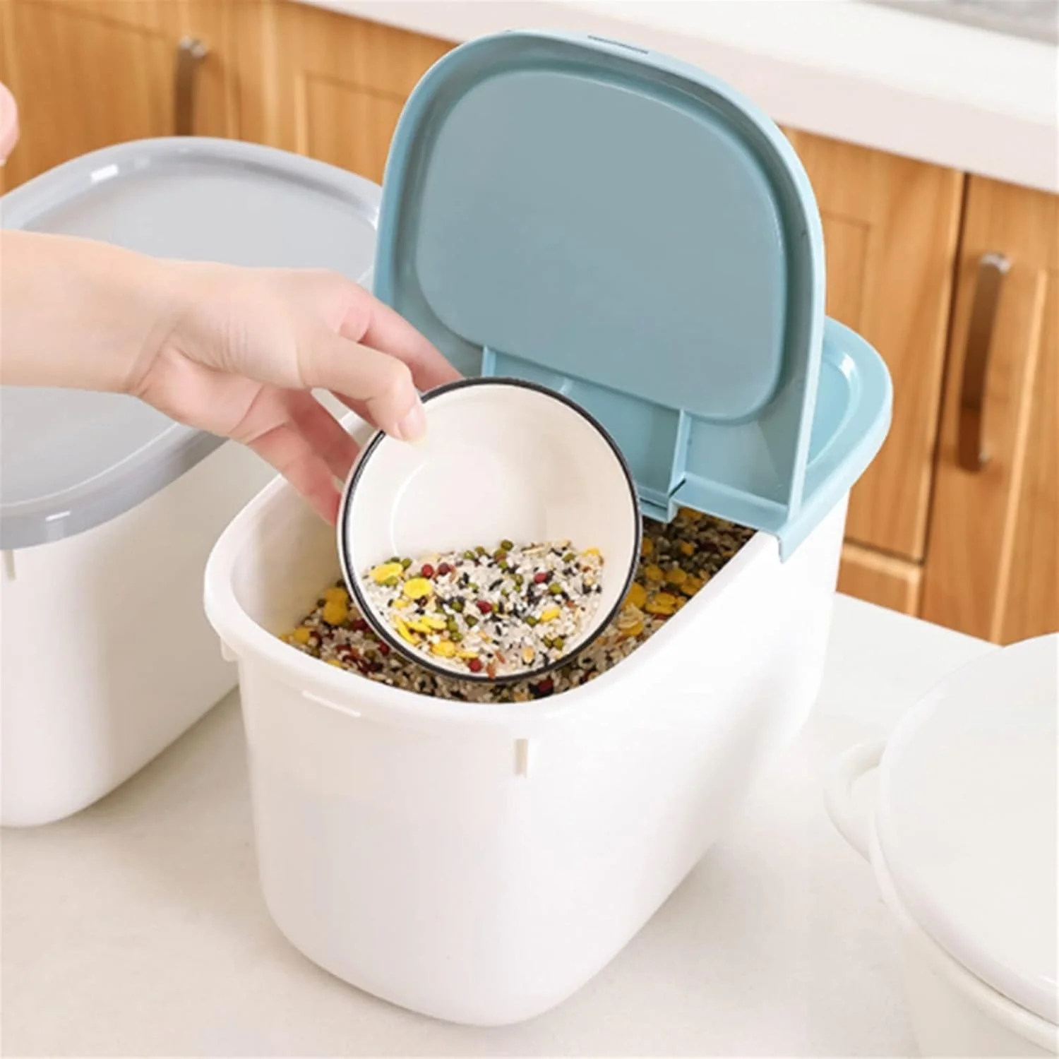 ظرف نگهداری برنج LFYNB، ظرف غذای مهر و موم شده، سطل پلاستیکی مهر و موم شده ضد رطوبت خانگی برای برنج، سطل آرد، نگهداری غلات و برنج (رنگ: خاکستری)