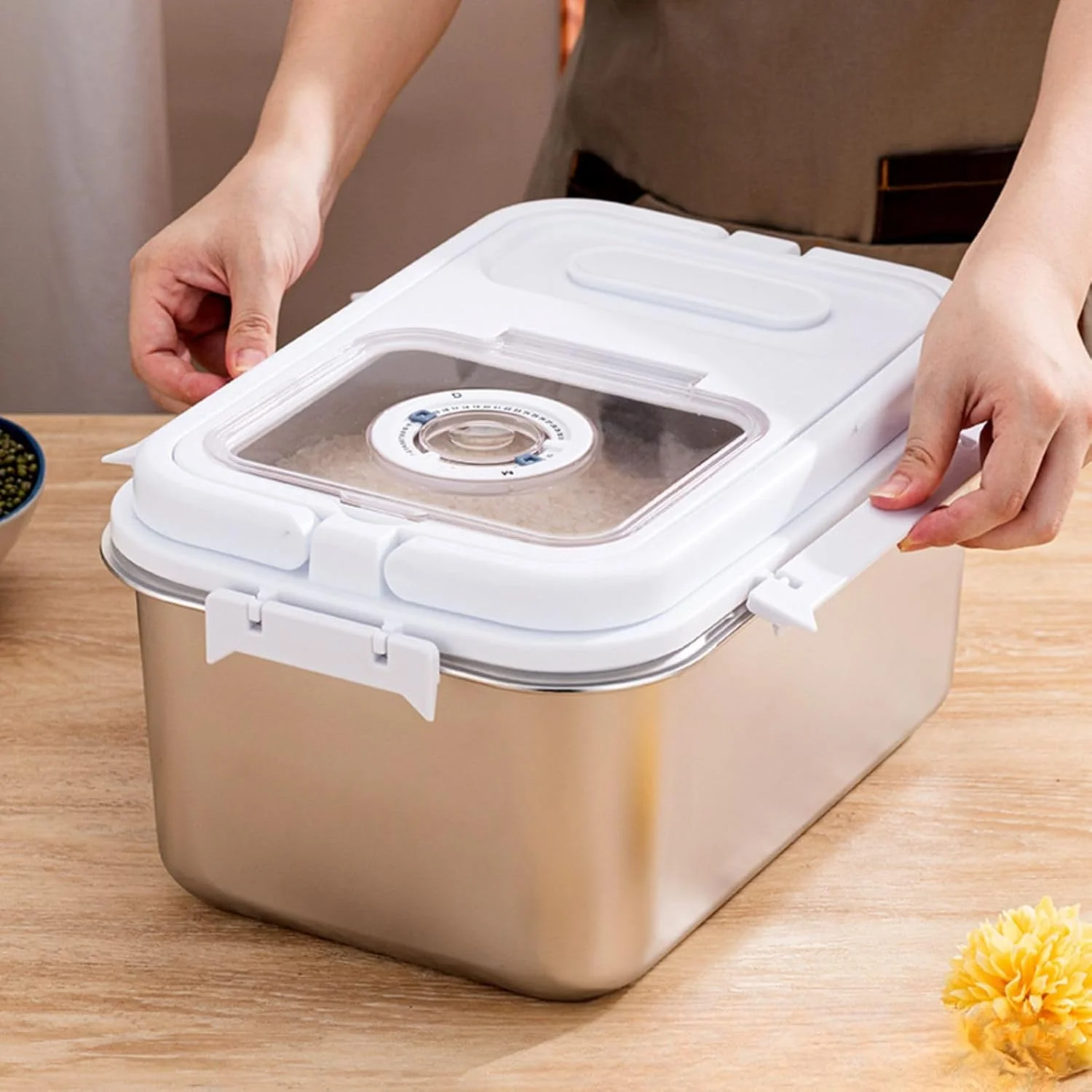 ظرف نگهداری برنج سایم، ظرف نگهداری مواد غذایی 7.5 لیتری از جنس استیل ضد زنگ با درب سیلیکونی، پیمانه اندازه گیری، قاشق، پخش کننده برنج برای آرد، شکر و لوازم پخت ظرف نگهداری برنج سایم، ظرف نگهداری مواد غذایی 7.5 لیتری از جنس استیل ضد زنگ با درب سیلیکونی، پیمانه اندازه گیری، قاشق، پخش کننده برنج برای آرد، شکر و لوازم پخت