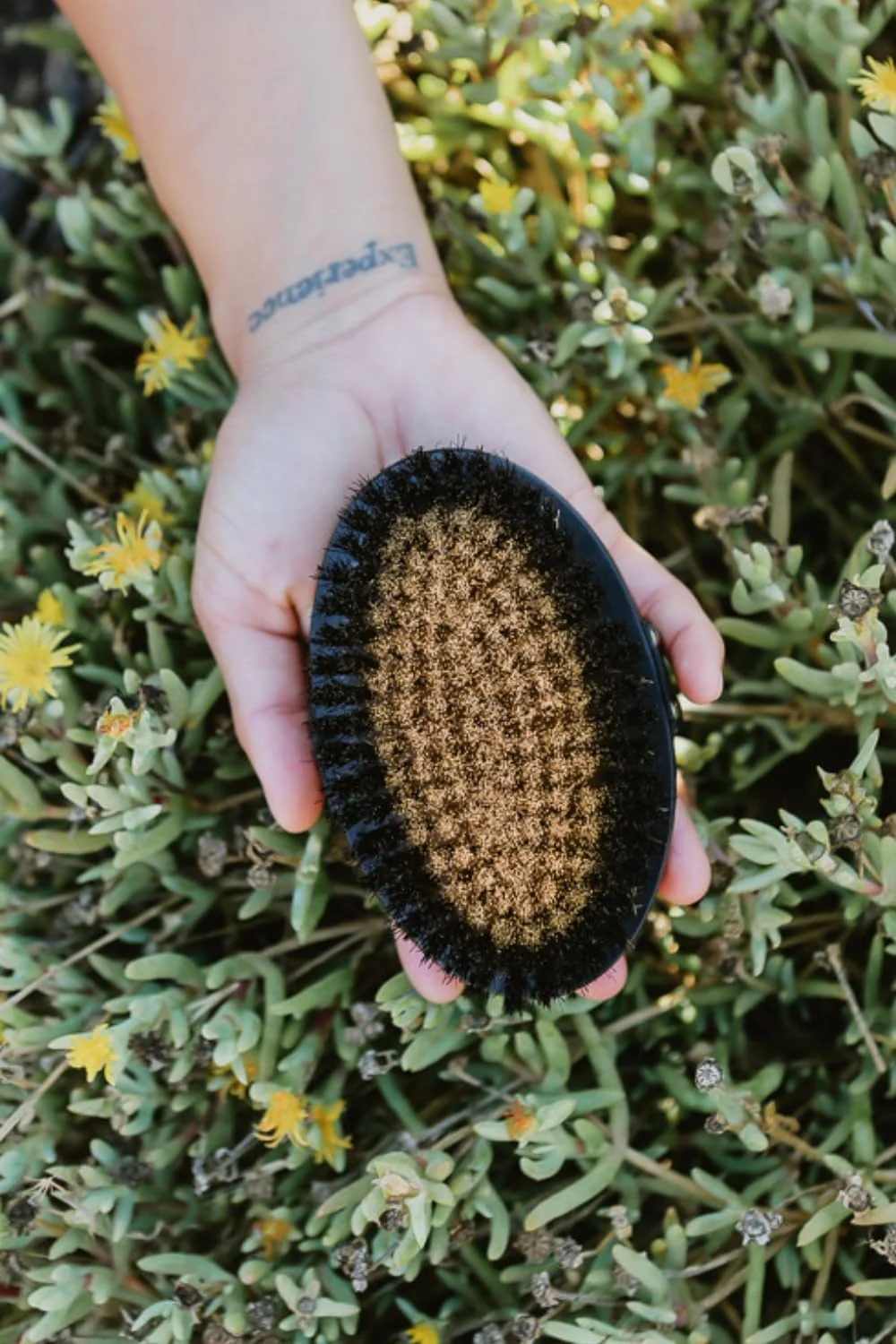 برس بدن خشک HOT HAVEN یونی مسی برای تخلیه لنفاوی، برس خشک لایه بردار بدن برای پوست درخشان، برس پوست خشک برای سلولیت، بهبود گردش خون، کاهش استرس