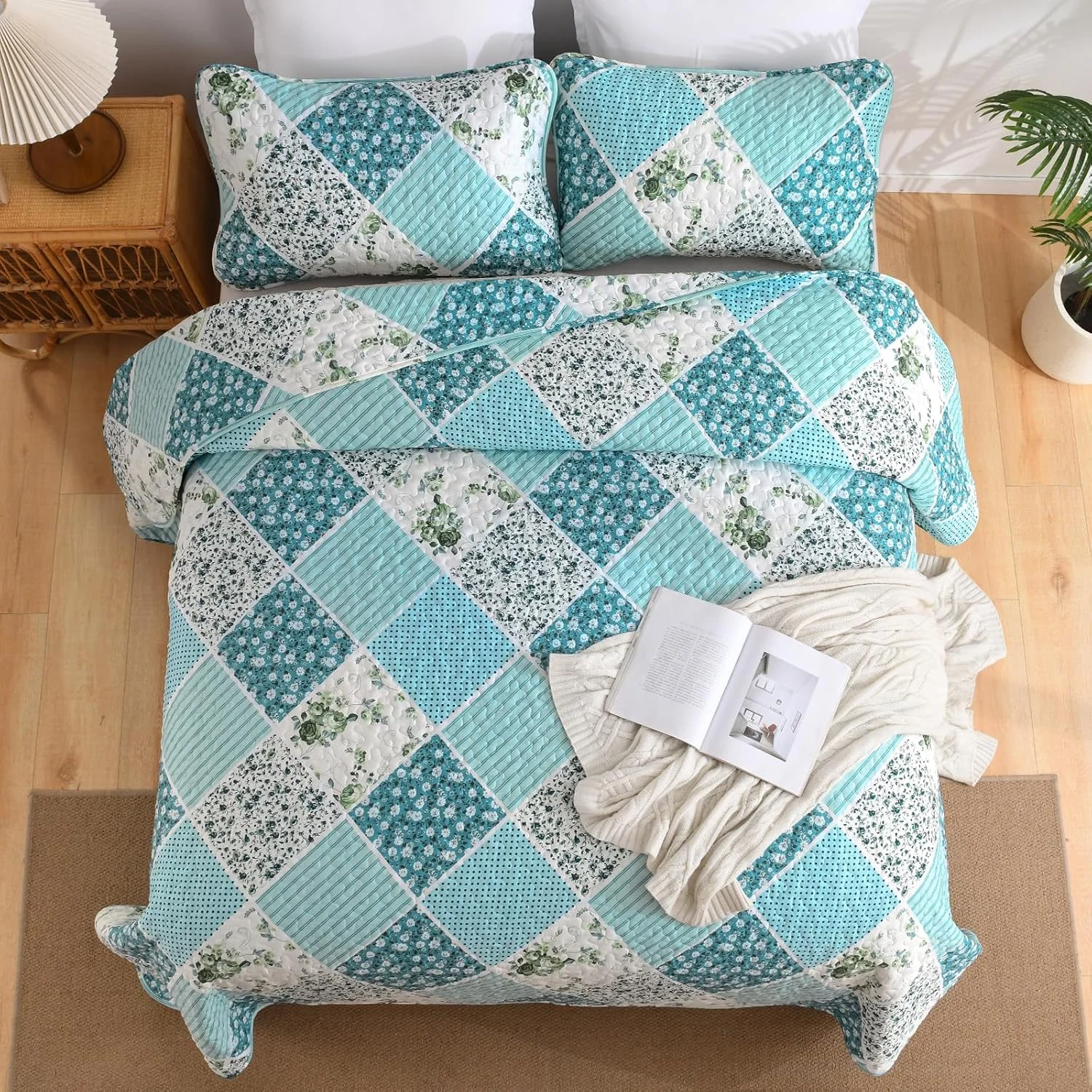 ست لحاف تکه دوزی طرح گلدار و چهارخانه Xruibed سایز کوئین 3 تکه آبی فیروزه ای، ست روتختی لحاف دار دو رو، ست ملحفه میکروفیبر، ست روتختی لحاف دار مناسب تمام فصول (کوئین 244x229 سانتی متر) ست لحاف تکه دوزی طرح گلدار و چهارخانه Xruibed سایز کوئین 3 تکه آبی فیروزه ای، ست روتختی لحاف دار دو رو، ست ملحفه میکروفیبر، ست روتختی لحاف دار مناسب تمام فصول (کوئین 244x229 سانتی متر)