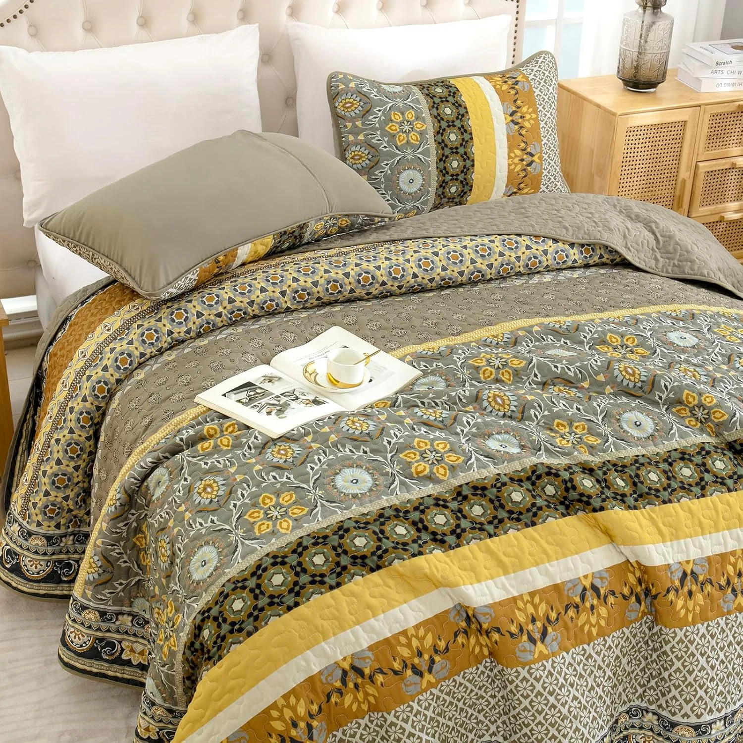 روتختی طرحدار ییران، سایز کوئین، رنگ طوسی زرد، ست روتختی سبک بوهو مناسب فصل پاییز، ست روتختی سبک بوهمی سبک وزن به همراه 2 روبالشتی، سایز 244x229 سانتیمتر روتختی طرحدار ییران، سایز کوئین، رنگ طوسی زرد، ست روتختی سبک بوهو مناسب فصل پاییز، ست روتختی سبک بوهمی سبک وزن به همراه 2 روبالشتی، سایز 244x229 سانتیمتر