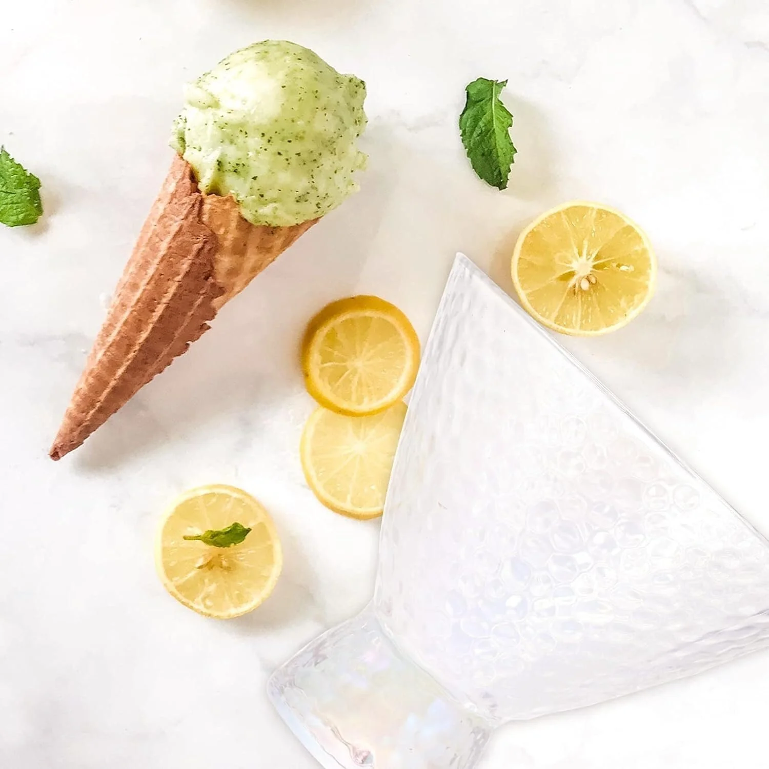 کاسه سالاد کریستالی، کاسه های دسر شیشه ای، کاسه ترایفل شیشه ای تک عددی، فنجان ژله ای مینی اسنک مهمانی، موس تستینگ آیس، شات، بستنی خوری خلاقانه، ماست، دسر کریستالی، دسر شراب، ظرف میوه، کاسه بشقاب شیشه ای (Si