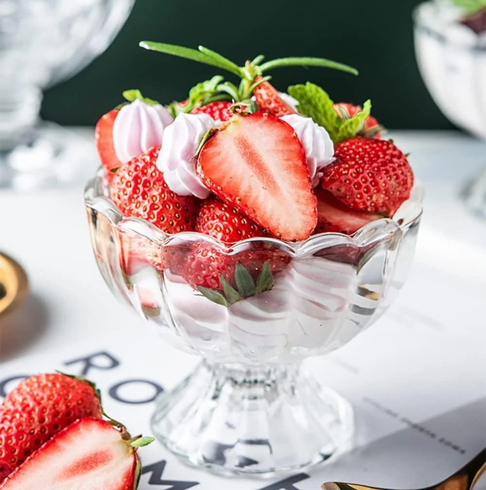 ظروف دسر شیشه ای با قاشق، فنجان های دسر پایه دار 150 میلی لیتری، فنجان های بستنی شیشه ای برای دسر، بستنی، سالاد، کوکتل، چاشنی و ترایفل، ست 6 عددی ظروف دسر شیشه ای با قاشق، فنجان های دسر پایه دار 150 میلی لیتری، فنجان های بستنی شیشه ای برای دسر، بستنی، سالاد، کوکتل، چاشنی و ترایفل، ست 6 عددی