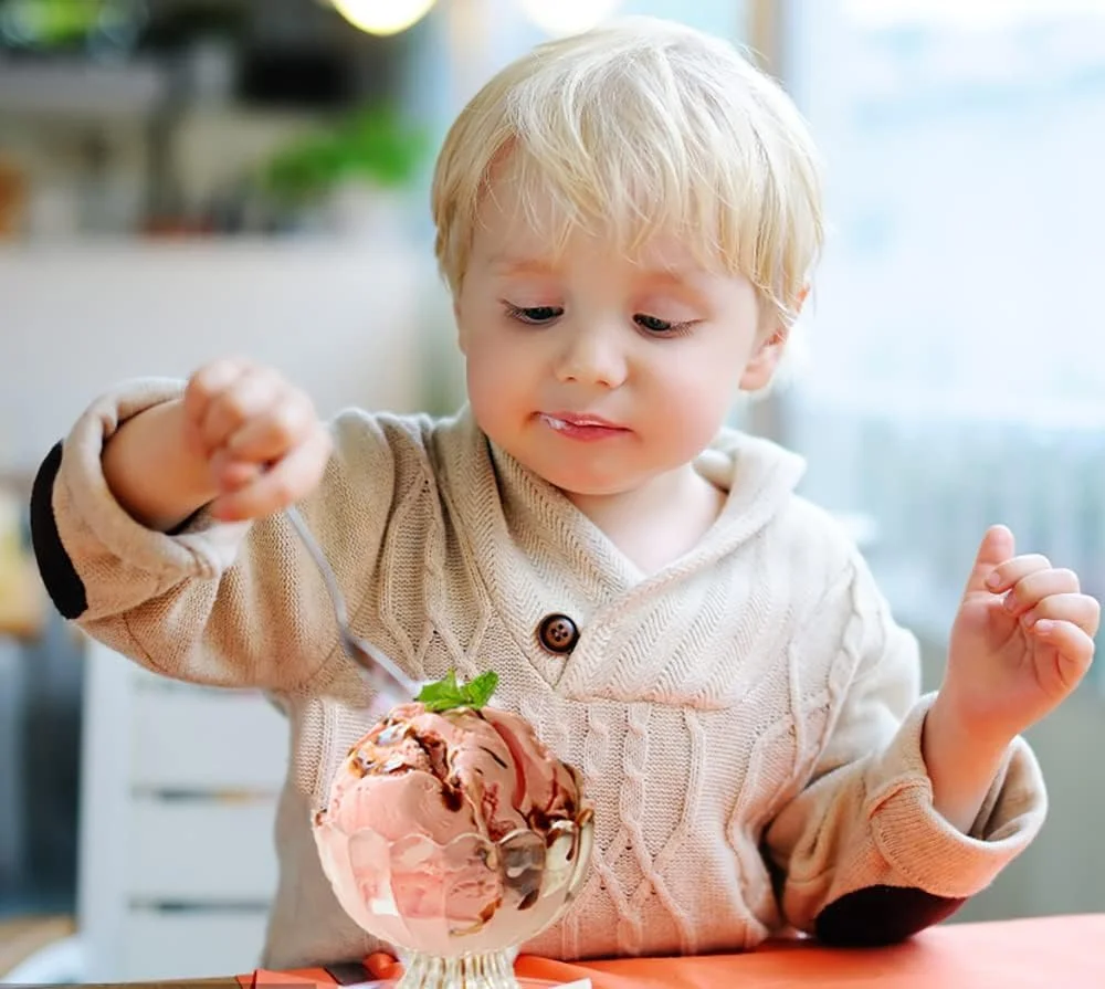 ظروف دسر شیشه ای با قاشق، فنجان های دسر پایه دار 150 میلی لیتری، فنجان های بستنی شیشه ای برای دسر، بستنی، سالاد، کوکتل، چاشنی و ترایفل، ست 6 عددی ظروف دسر شیشه ای با قاشق، فنجان های دسر پایه دار 150 میلی لیتری، فنجان های بستنی شیشه ای برای دسر، بستنی، سالاد، کوکتل، چاشنی و ترایفل، ست 6 عددی