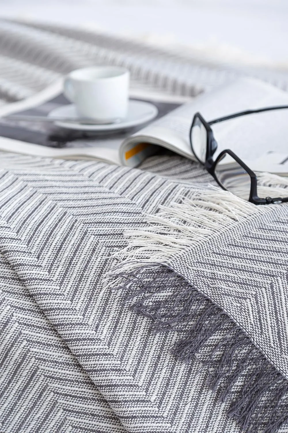 تودوکاما - روتختی چند منظوره برای مبل، رو انداز تخت، رو انداز مبل، جاراپاس، ساخت اسپانیا، طرح شاه ماهی (125 x 180 سانتی متر، خاکستری تیره) تودوکاما - روتختی چند منظوره برای مبل، رو انداز تخت، رو انداز مبل، جاراپاس، ساخت اسپانیا، طرح شاه ماهی (125 x 180 سانتی متر، خاکستری تیره)