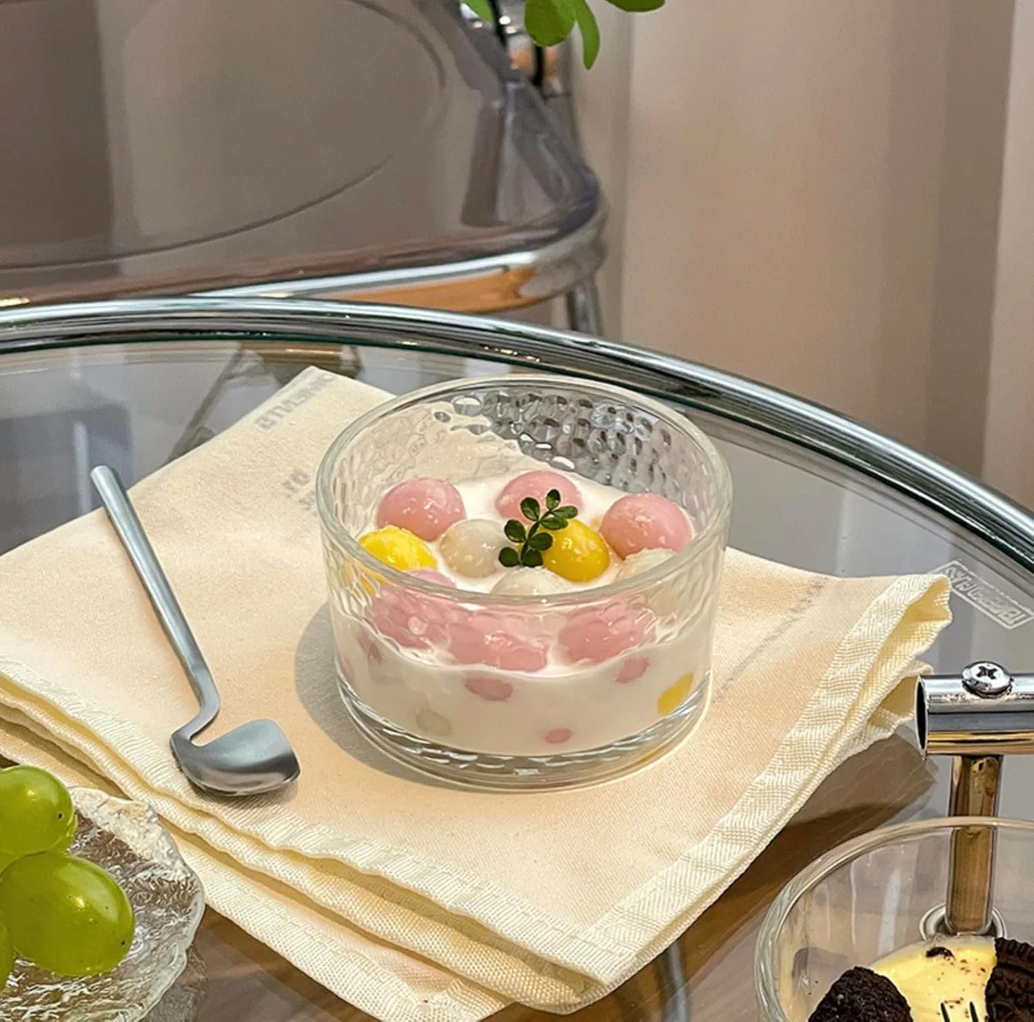 هومیز، ست 6 تایی کاسه دسر شیشه ای، ظروف 250 میلی لیتری، طراحی لوکس نوردی برای دسر، کاری، ماست، تنقلات، سبزیجات (چکشی) هومیز، ست 6 تایی کاسه دسر شیشه ای، ظروف 250 میلی لیتری، طراحی لوکس نوردی برای دسر، کاری، ماست، تنقلات، سبزیجات (چکشی)