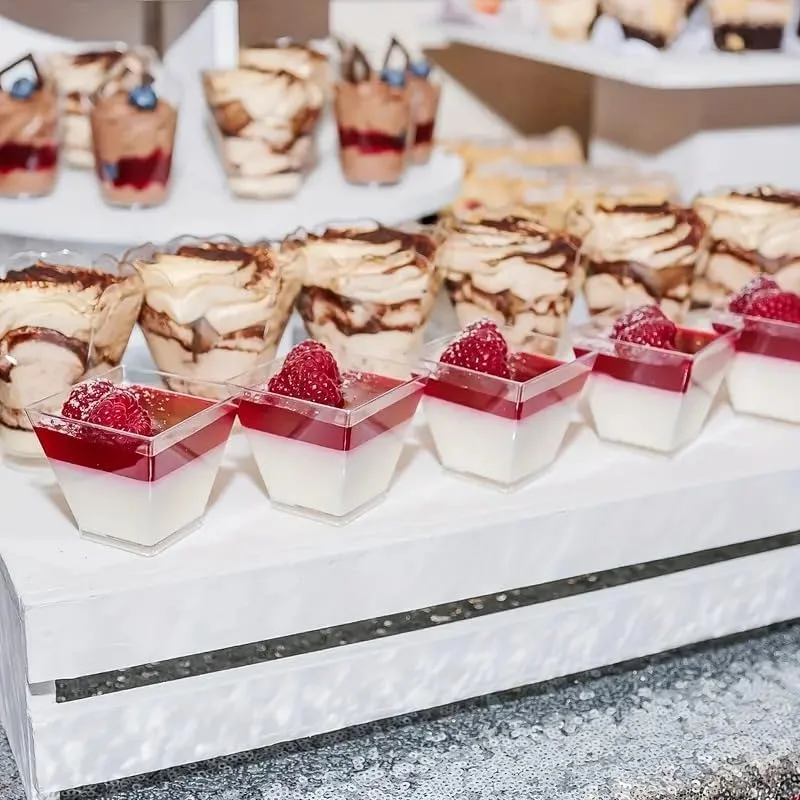 ظروف دسری گلدایج 24 عددی 150 میلی لیتری یکبار مصرف، مناسب برای میوه، موس، بستنی، پودینگ و موارد دیگر - کاسه مربعی - پلاستیک شفاف - ایده آل برای مهمانی ها و بوفه ها ظروف دسری گلدایج 24 عددی 150 میلی لیتری یکبار مصرف، مناسب برای میوه، موس، بستنی، پودینگ و موارد دیگر - کاسه مربعی - پلاستیک شفاف - ایده آل برای مهمانی ها و بوفه ها