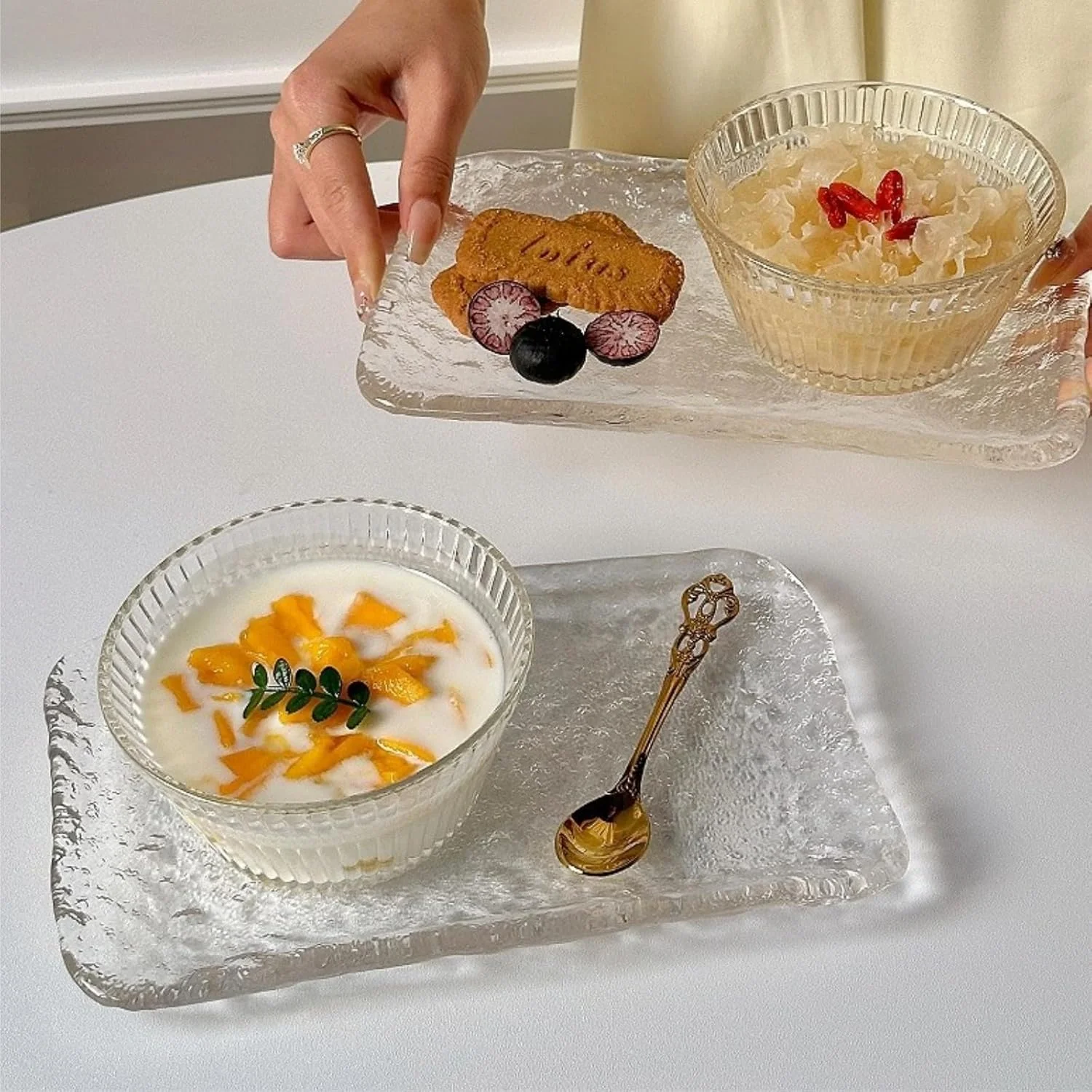 ست 12 عددی کاسه های شیشه ای کوچک Nagpew، کاسه های دسر موج دار 350 میلی لیتری برای آشپزخانه، کاسه های سرو تنقلات قابل چیدن برای مخلفات، بستنی، دیپ، ماست، غلات، آب نبات ست 12 عددی کاسه های شیشه ای کوچک Nagpew، کاسه های دسر موج دار 350 میلی لیتری برای آشپزخانه، کاسه های سرو تنقلات قابل چیدن برای مخلفات، بستنی، دیپ، ماست، غلات، آب نبات