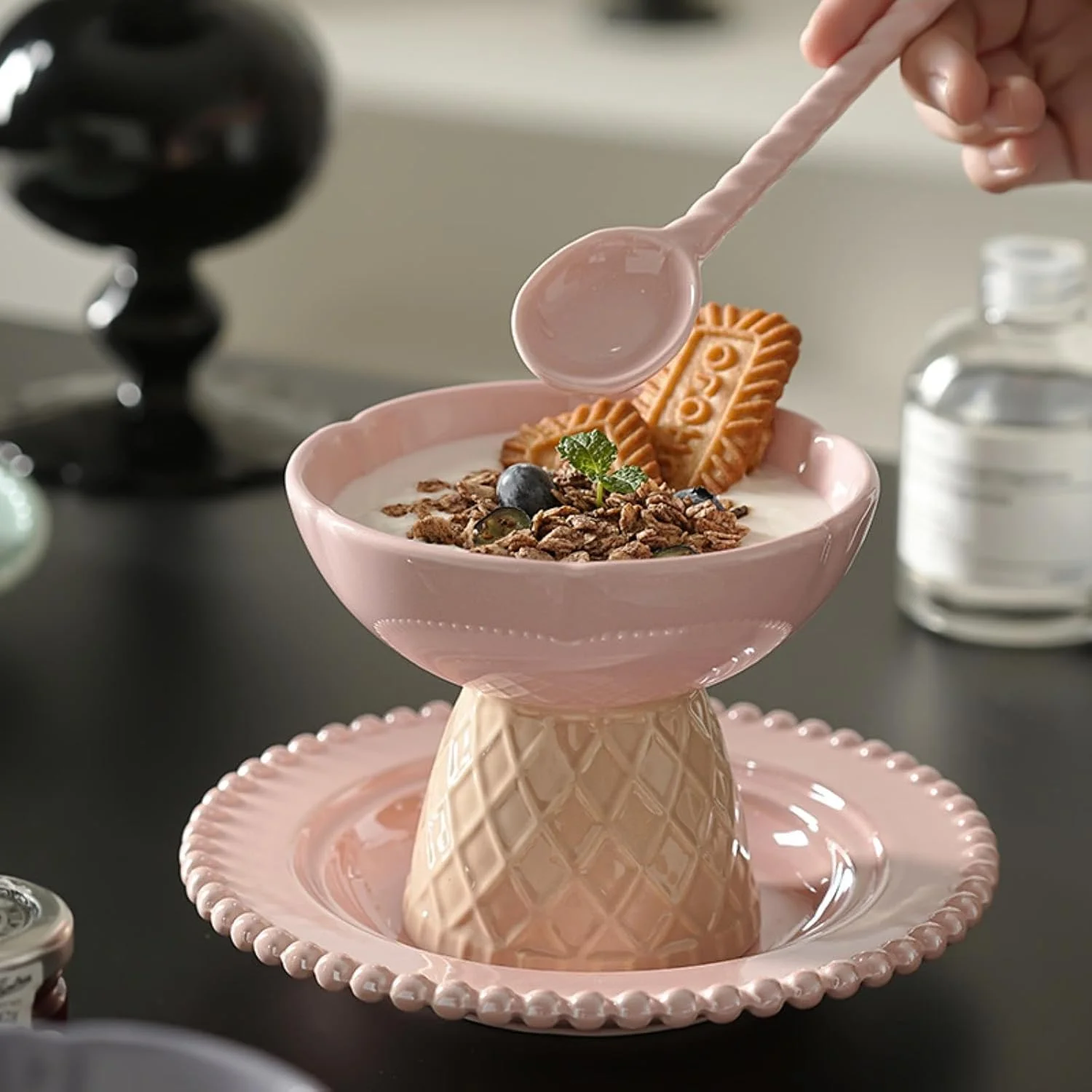 ست کاسه سرامیکی بستنی خوری لوکس و مینیمال مناسب سرو عصرانه دخترانه - کاسه دسر بستنی (بنفش) ست کاسه سرامیکی بستنی خوری لوکس و مینیمال مناسب سرو عصرانه دخترانه - کاسه دسر بستنی (بنفش)