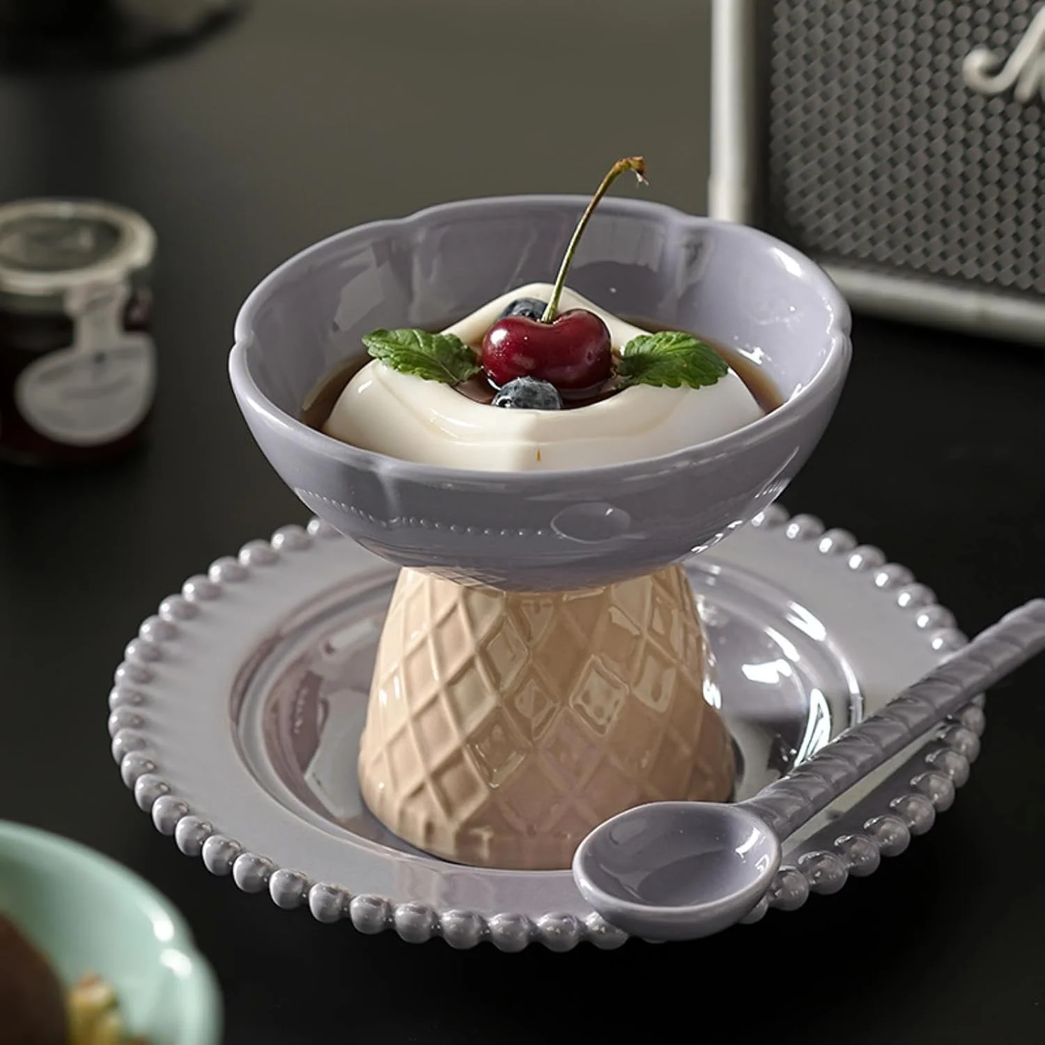 ست کاسه سرامیکی بستنی خوری لوکس و مینیمال مناسب سرو عصرانه دخترانه - کاسه دسر بستنی (بنفش) ست کاسه سرامیکی بستنی خوری لوکس و مینیمال مناسب سرو عصرانه دخترانه - کاسه دسر بستنی (بنفش)