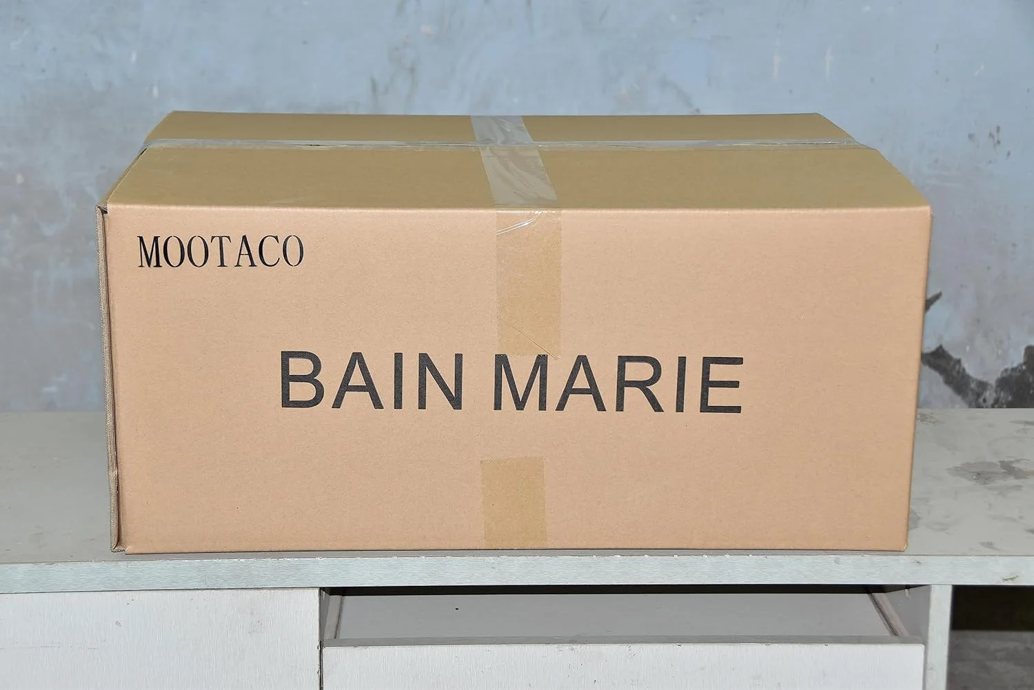 بین ماری برقی استیل موتاکو با تخلیه، 2 عدد ظرف GN 1/3 + 2 عدد ظرف GN 1/6 با درب، گرمکن بوفه، کنترل دمای قابل تنظیم 30 تا 85 درجه سانتیگراد بین ماری برقی استیل موتاکو با تخلیه، 2 عدد ظرف GN 1/3 + 2 عدد ظرف GN 1/6 با درب، گرمکن بوفه، کنترل دمای قابل تنظیم 30 تا 85 درجه سانتیگراد