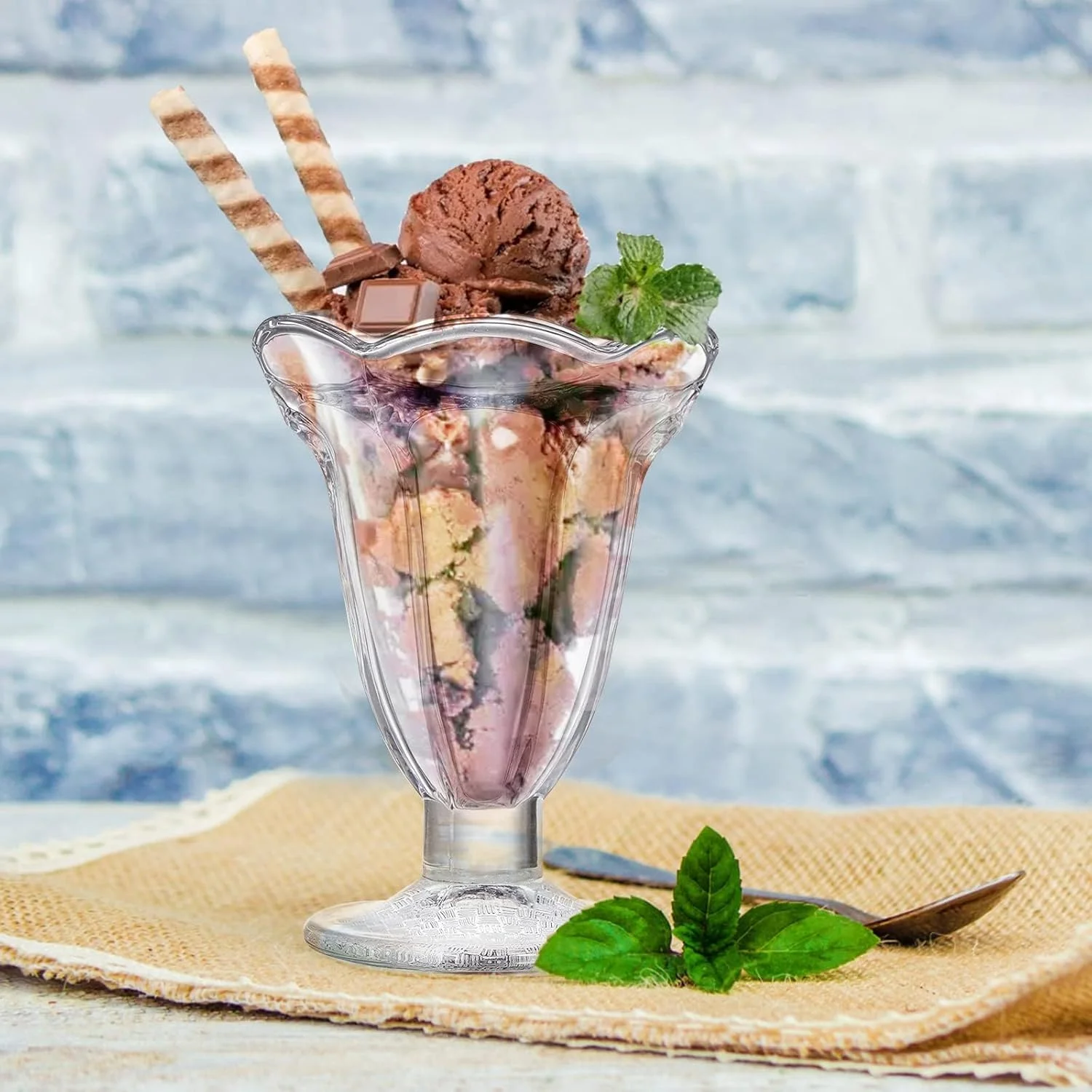 ظروف بستنی خوری شیشه ای پایه دار SYOSI، بسته 6 عددی - کاسه دسر پایه دار 190 میلی لیتری، مناسب بستنی، میلک شیک، شربت، میوه و تنقلات، ظروف شیشه ای زیبا برای مهمانی