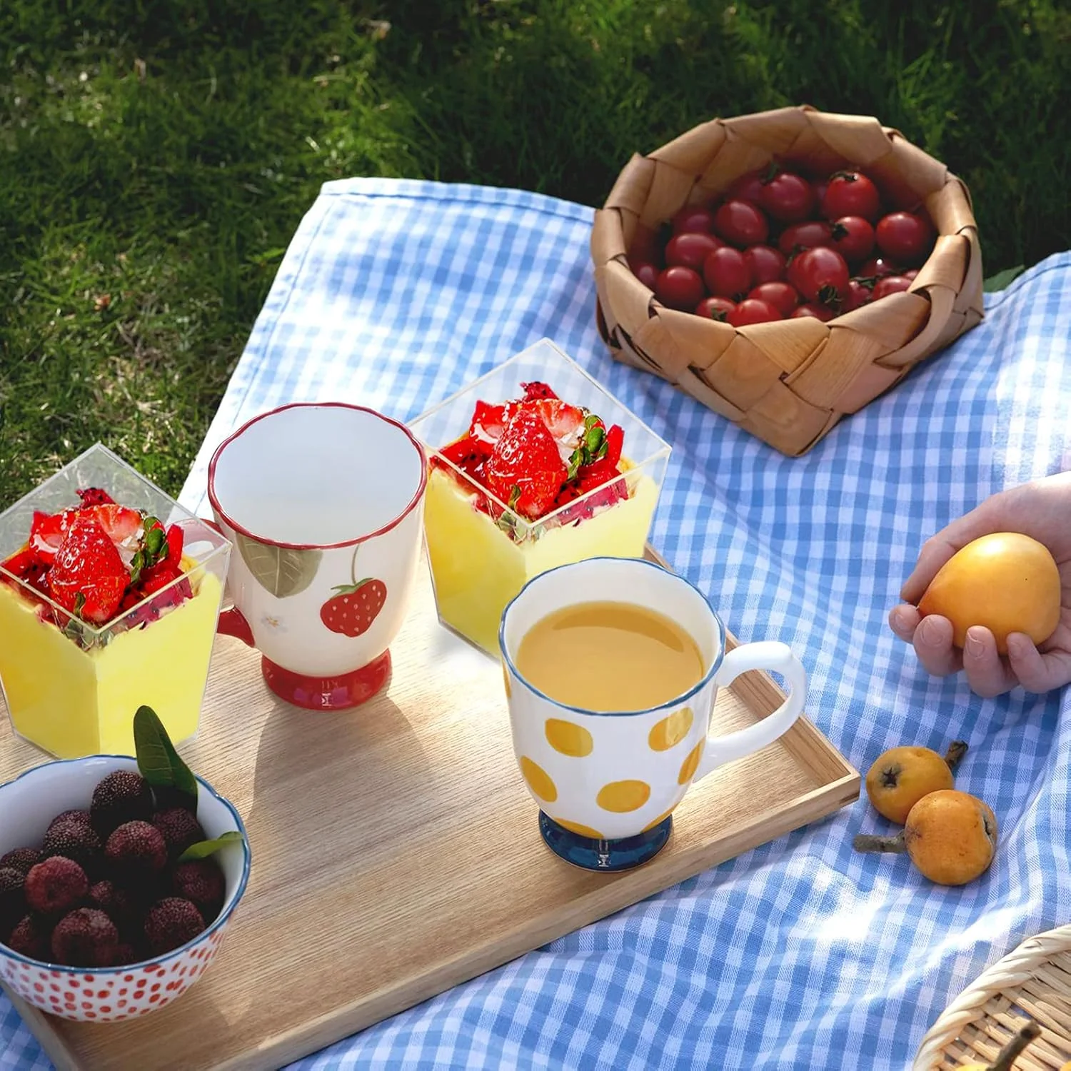 ظروف دسر یووکر 150 میلی لیتری، 50 عدد ظرف دسر پلاستیکی ذوزنقه ای، فنجان های کوچک شفاف، کاسه دسر شیرین قابل استفاده مجدد برای چیزکیک، ژله، آب نبات، موس، پودینگ مهمانی (5.7 x 5.7 سانتی متر) ظروف دسر یووکر 150 میلی لیتری، 50 عدد ظرف دسر پلاستیکی ذوزنقه ای، فنجان های کوچک شفاف، کاسه دسر شیرین قابل استفاده مجدد برای چیزکیک، ژله، آب نبات، موس، پودینگ مهمانی (5.7 x 5.7 سانتی متر)