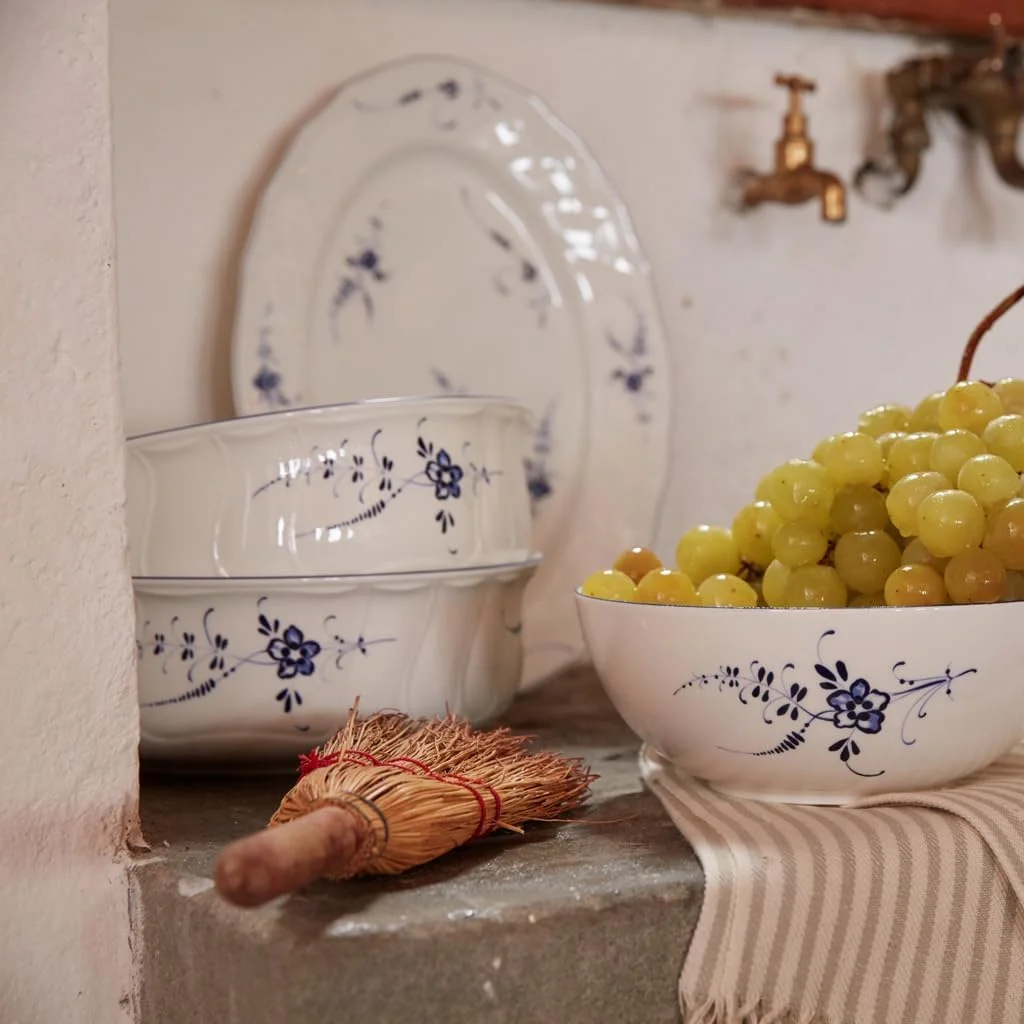 کاسه گرد ویلروی اند باخ Old Luxembourg، ۲۱ سانتی متر، پرسلان ممتاز، سفید/آبی