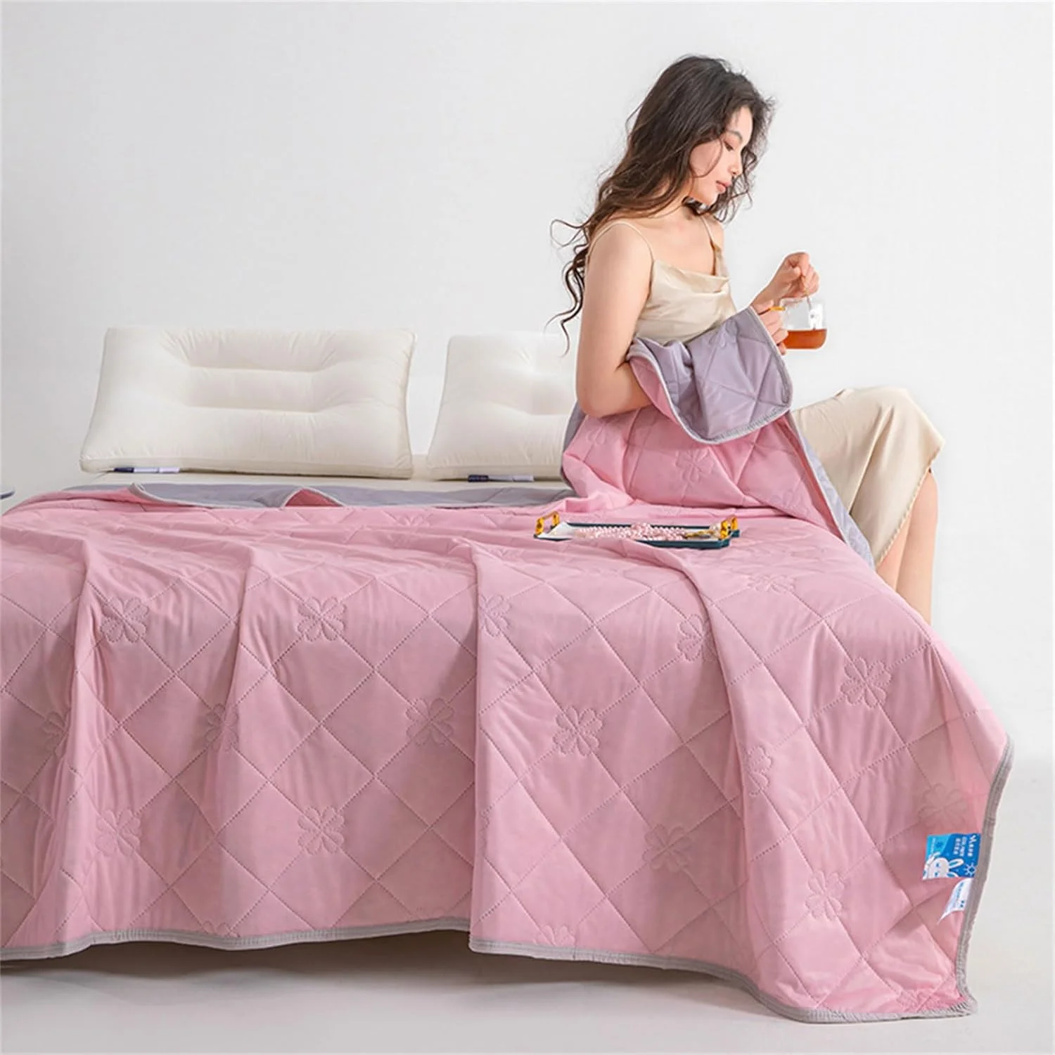 روتختی لحافی با فناوری خنک کننده، بافت نرم، حمل آسان و مناسب برای استفاده در فضای باز و داخل خانه، سبک و مناسب مسافرت