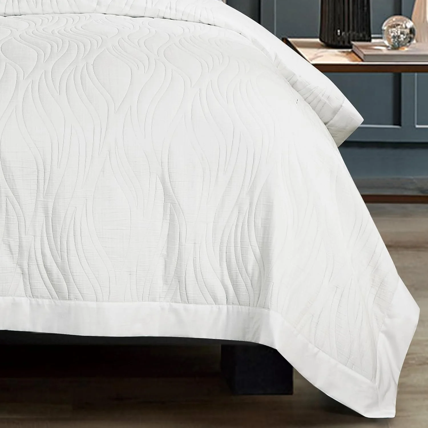 ست روتختی سه تکه پنبه ای Esme طرح Matelassé سفید سایز Queen