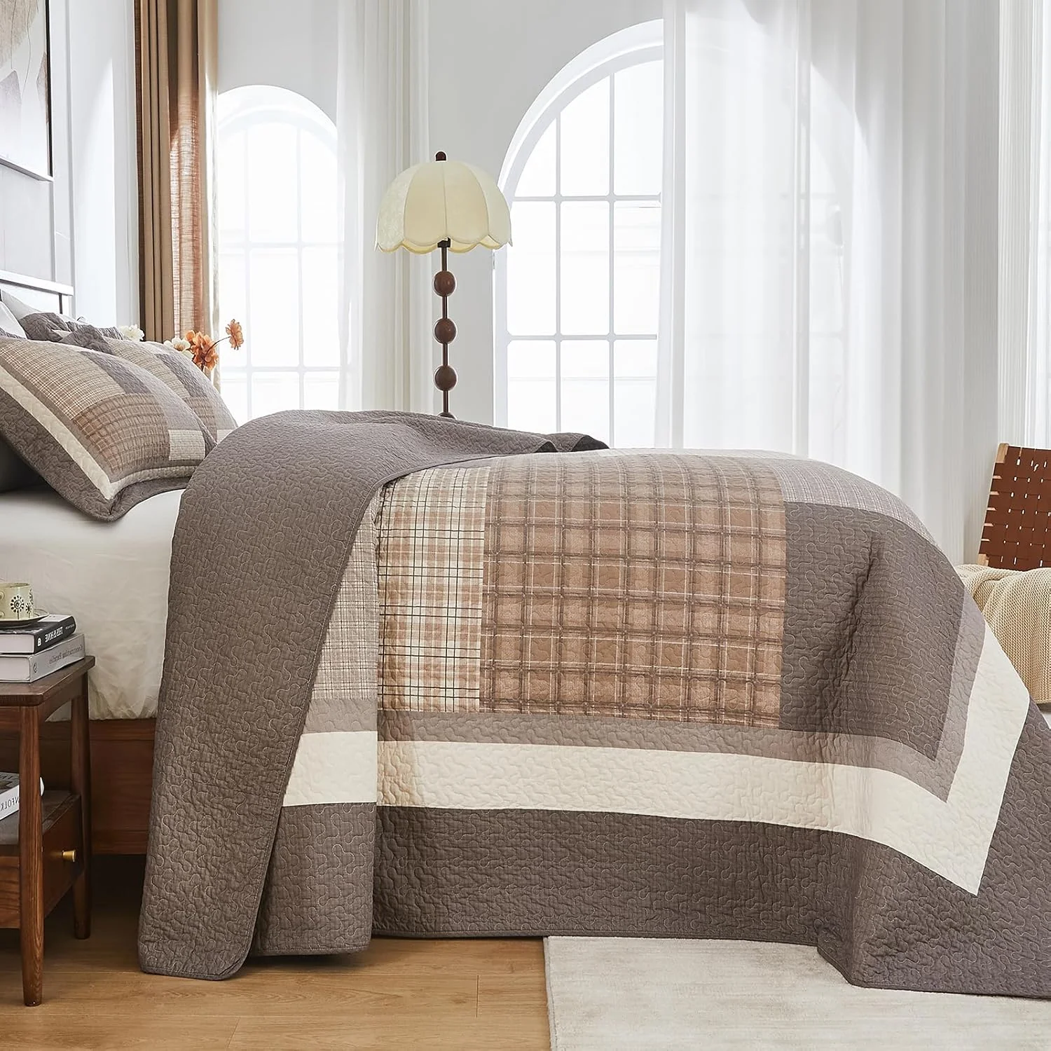 روتختی کینگ سایز بزرگ Bedduvit با طرح تکه دوزی مزرعه، پشمی و چهارخانه 100% پنبه ای، 3 تکه، قهوه ای/سفید/بژ، اندازه 305x305 سانتی متر روتختی کینگ سایز بزرگ Bedduvit با طرح تکه دوزی مزرعه، پشمی و چهارخانه 100% پنبه ای، 3 تکه، قهوه ای/سفید/بژ، اندازه 305x305 سانتی متر