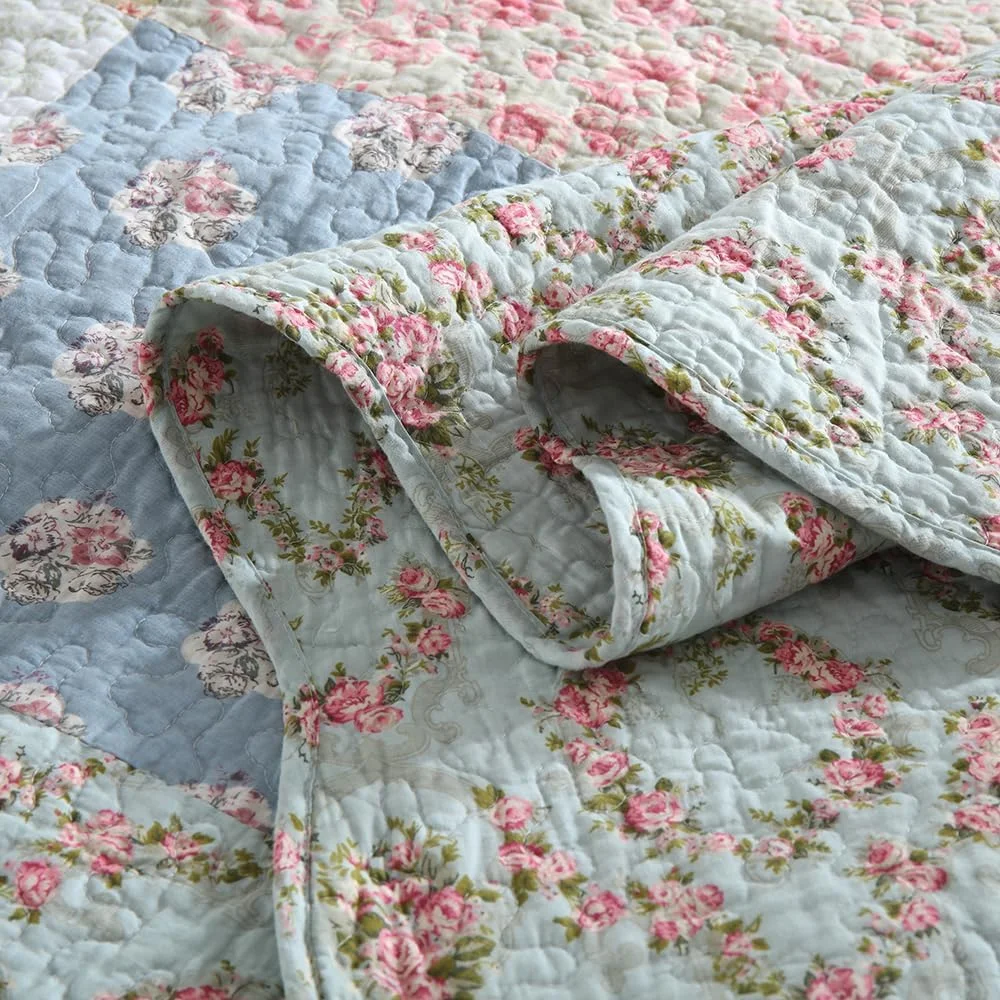 روتختی پنبهای کمندی، ست ملحفه لحاف سه تکه، رو تختی دو رو، لحاف، طرح گل رز سبز آبی، روتختی تکه دوزی شده، سایز کینگ روتختی پنبهای کمندی، ست ملحفه لحاف سه تکه، رو تختی دو رو، لحاف، طرح گل رز سبز آبی، روتختی تکه دوزی شده، سایز کینگ