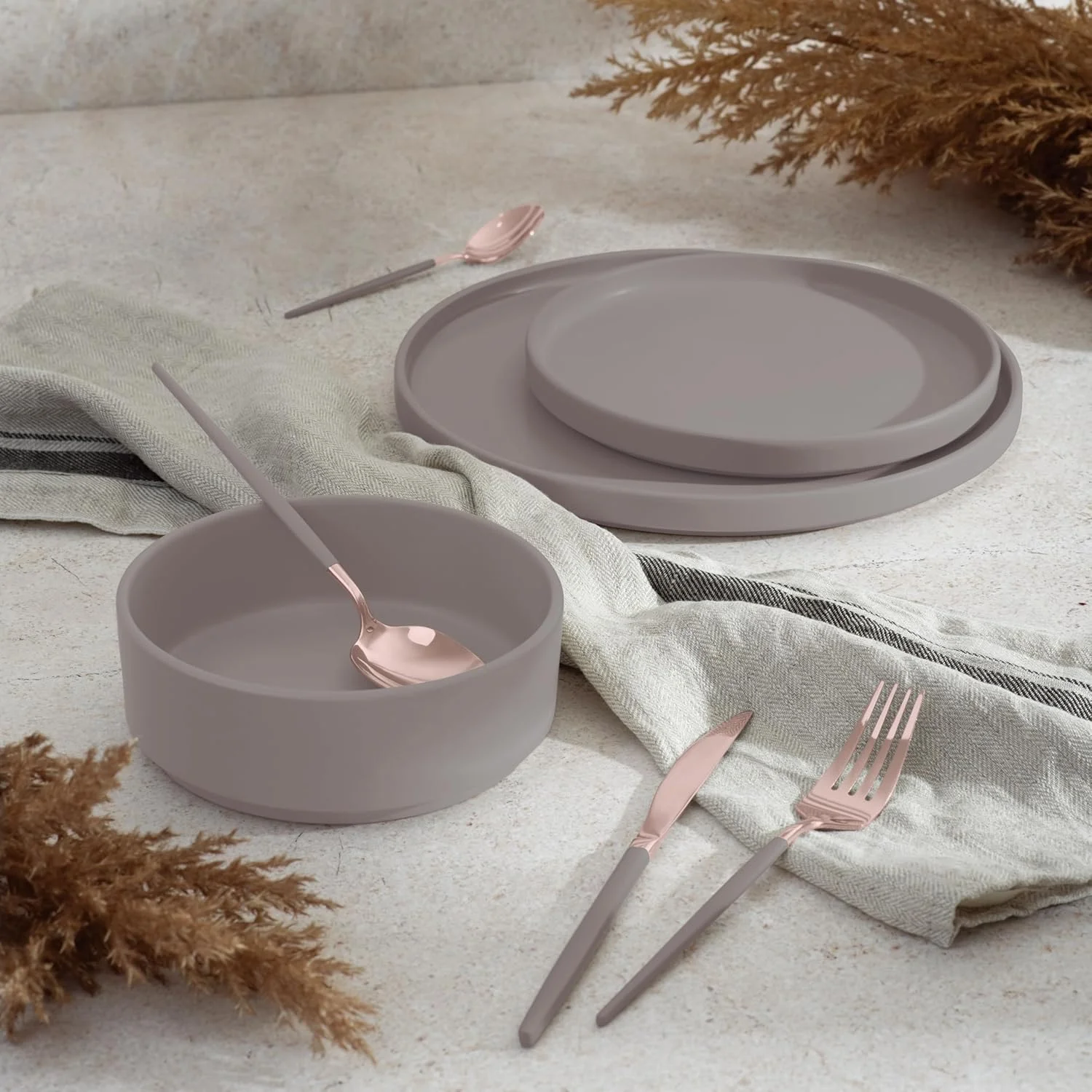 سرویس غذاخوری 18 پارچه برلینگر هاوس، مجموعه تاپه | با کیفیت بالا، شیک و با نگهداری آسان سرویس غذاخوری 18 پارچه برلینگر هاوس، مجموعه تاپه | با کیفیت بالا، شیک و با نگهداری آسان