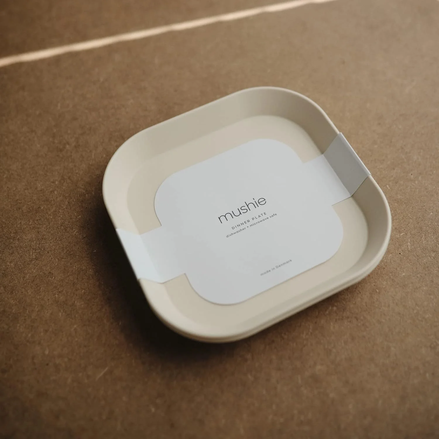 بشقاب غذاخوری مربعی موشی برای کودکان | ست 2 عددی | قابل استفاده مجدد و بدون BPA | قابل شستشو در ماشین ظرفشویی و استفاده در مایکروویو | با قابلیت نگهداری آسان | ساخت دانمارک | (عاجی) بشقاب غذاخوری مربعی موشی برای کودکان | ست 2 عددی | قابل استفاده مجدد و بدون BPA | قابل شستشو در ماشین ظرفشویی و استفاده در مایکروویو | با قابلیت نگهداری آسان | ساخت دانمارک | (عاجی)