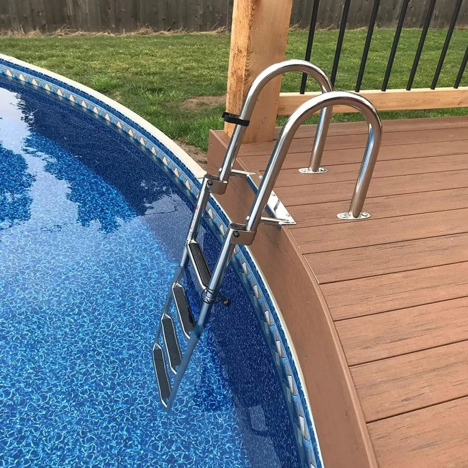 نردبان استخری فولادی ضد زنگ UVWXYZC ECBETCR با پله پهن و دسته، نردبان تلسکوپی قایق 4 پله تاشو، نردبان تلسکوپی اسکله برای قایق تفریحی دریایی، قایق بادبانی، کایاک، نقره ای