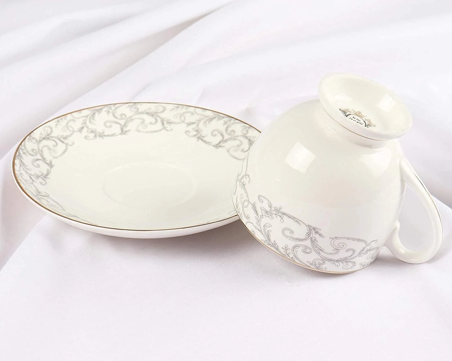 سرویس ظروف غذاخوری X IANGYU، ۳۲ پارچه برای ۶ نفر، چینی استخوانی جدید، سرویس غذاخوری، ظروف سرامیکی، سرویس ترکیبی ظروف چینی لوکس با لبه طلایی رنگ شده با دست، فنجان و نعلبکی چای، بشقاب دسر، کاسه سالاد BXC سرویس ظروف غذاخوری X IANGYU، ۳۲ پارچه برای ۶ نفر، چینی استخوانی جدید، سرویس غذاخوری، ظروف سرامیکی، سرویس ترکیبی ظروف چینی لوکس با لبه طلایی رنگ شده با دست، فنجان و نعلبکی چای، بشقاب دسر، کاسه سالاد BXC