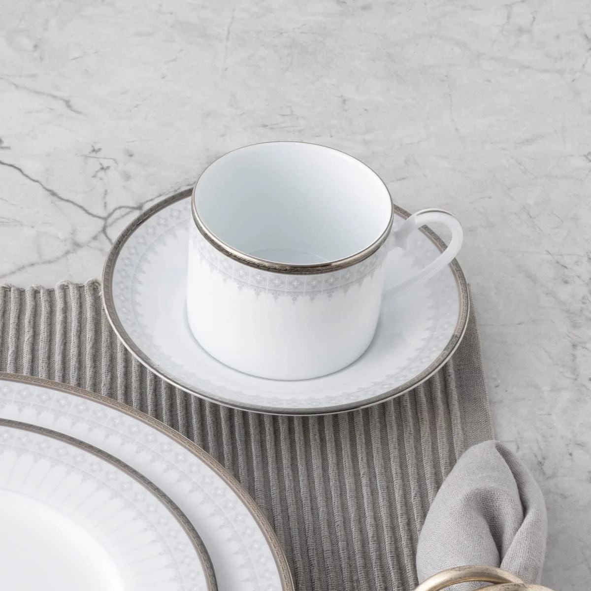 سرویس غذاخوری 5 پارچه نوریتک کلوناد سیلور کلوناد، سفید سرویس غذاخوری 5 پارچه نوریتک کلوناد سیلور کلوناد، سفید