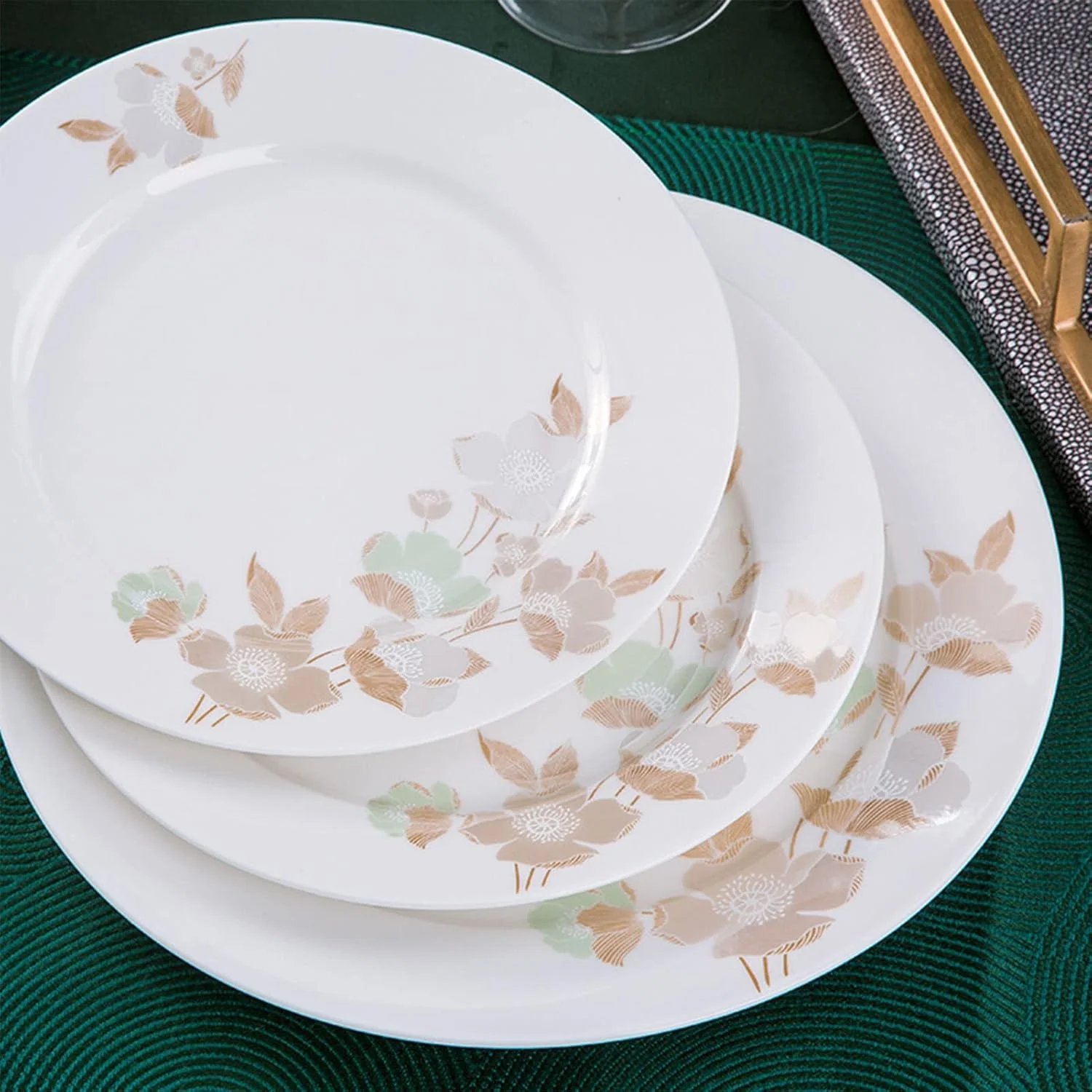 سرویس غذاخوری ظریف به سبک قصر، بشقاب غذاخوری، ست ظروف سرامیکی ۴۲ تکه، ست ظروف چینی استخوانی با لبه یخ زده قرمز - ترکیبی خلاقانه از ظروف چینی سرویس غذاخوری ظریف به سبک قصر، بشقاب غذاخوری، ست ظروف سرامیکی ۴۲ تکه، ست ظروف چینی استخوانی با لبه یخ زده قرمز - ترکیبی خلاقانه از ظروف چینی