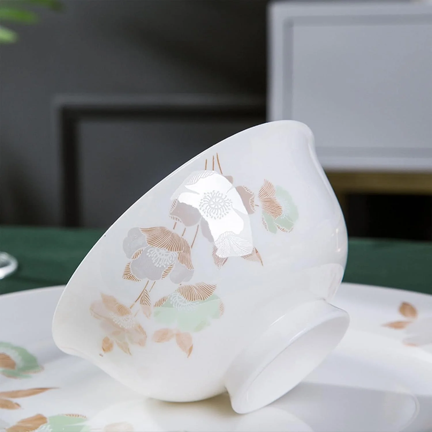 سرویس غذاخوری ظریف به سبک قصر، بشقاب غذاخوری، ست ظروف سرامیکی ۴۲ تکه، ست ظروف چینی استخوانی با لبه یخ زده قرمز - ترکیبی خلاقانه از ظروف چینی سرویس غذاخوری ظریف به سبک قصر، بشقاب غذاخوری، ست ظروف سرامیکی ۴۲ تکه، ست ظروف چینی استخوانی با لبه یخ زده قرمز - ترکیبی خلاقانه از ظروف چینی