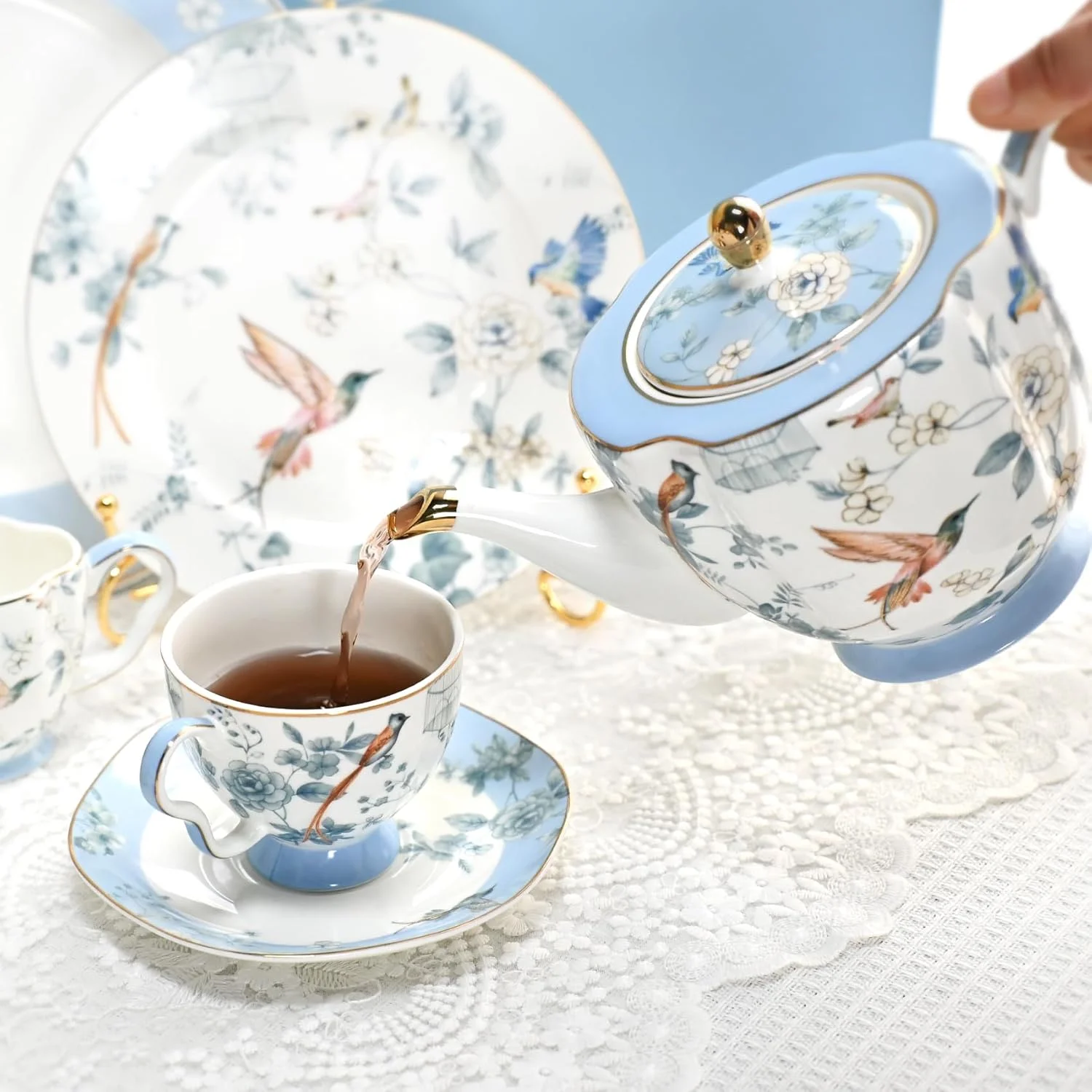 ست ظروف چینی استخوانی LE POTOCIO، ست بشقاب و کاسه 8 تکه، ست ظروف گلدار وینتیج، مناسب برای 2 نفر ست ظروف چینی استخوانی LE POTOCIO، ست بشقاب و کاسه 8 تکه، ست ظروف گلدار وینتیج، مناسب برای 2 نفر