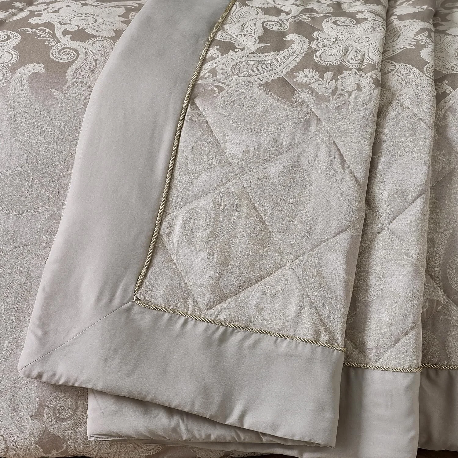 روتختی ژاکارد مجلل کاترین لانسفیلد 240x260 سانتی متر طلایی شامپاینی