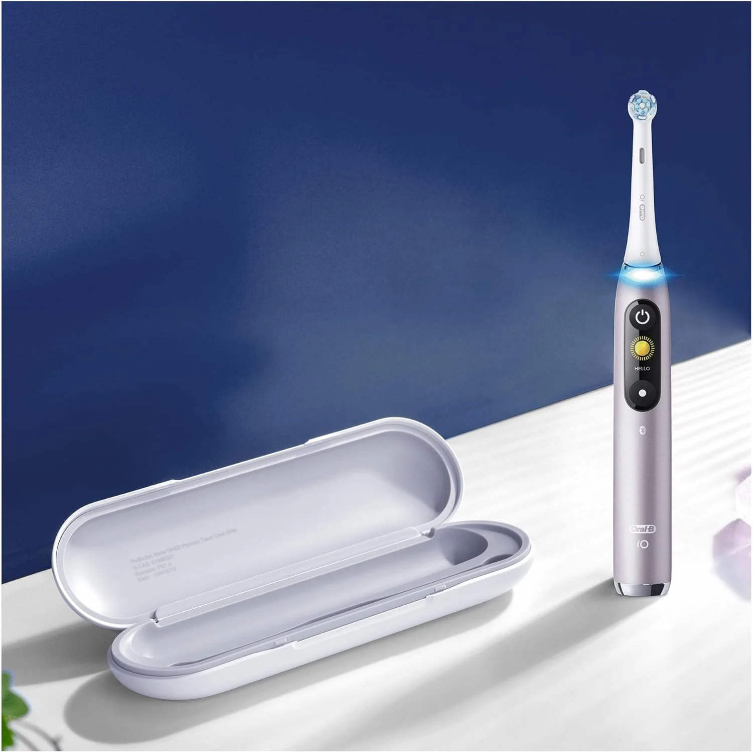 مسواک برقی بزرگسالان Oral-B iO9، دسته متصل به برنامه، 1 عدد سری مسواک، کیف مسافرتی شارژ شونده و کیف مغناطیسی، 7 حالت، دوشاخه 2 پین، نسخه ویژه مسواک برقی بزرگسالان Oral-B iO9، دسته متصل به برنامه، 1 عدد سری مسواک، کیف مسافرتی شارژ شونده و کیف مغناطیسی، 7 حالت، دوشاخه 2 پین، نسخه ویژه