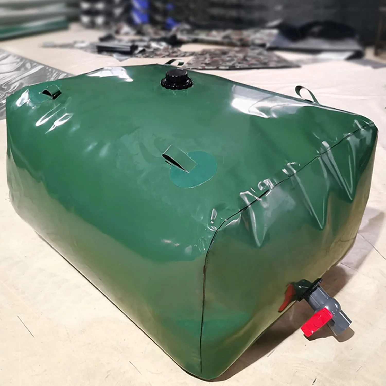 مخزن آب در فضای باز با ظرفیت بالا، مخزن ذخیره آب با شیر روشن-خاموش، مخزن ذخیره آب با ظرفیت بزرگ برای ذخیره آب کشاورزی، مقاومت در برابر خشکی (240 لیتر) WMEIE (رنگ: سبز، اندازه: