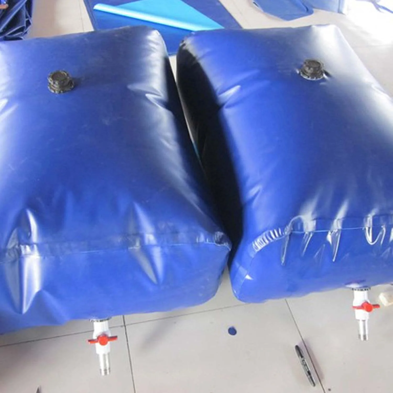 مخزن آب با ظرفیت بزرگ، مخزن آب تاشو با شیر روشن/خاموش، کیسه آب باران انعطاف پذیر در فضای باز، برای مقاومت در برابر خشکسالی، آبیاری، 200 لیتر مخزن آب با ظرفیت بزرگ، مخزن آب تاشو با شیر روشن/خاموش، کیسه آب باران انعطاف پذیر در فضای باز، برای مقاومت در برابر خشکسالی، آبیاری، 200 لیتر