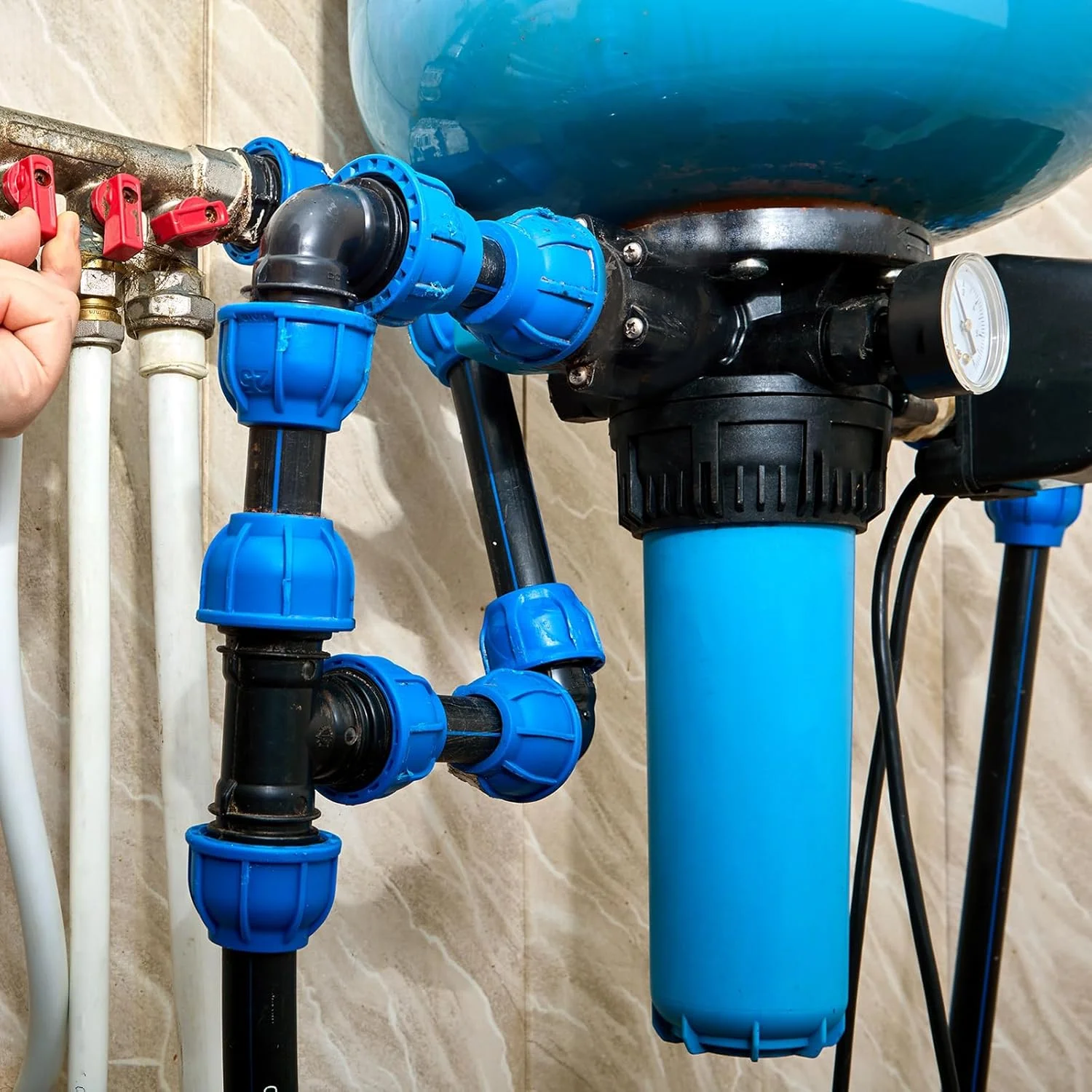 شلنگ PE پاتیکیل، قطر داخلی 8 میلی‌متر، قطر خارجی 12 میلی‌متر، طول 7.65 متر، شلنگ پلی‌اتیلن انعطاف‌پذیر برای سیستم‌های اسمز معکوس و فیلترهای آب، نارنجی