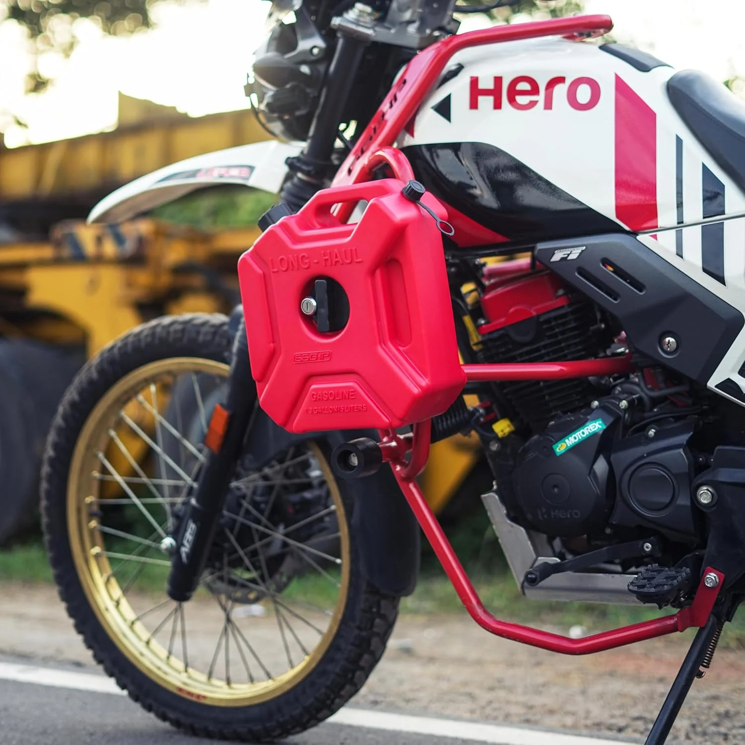 گالن بنزین یونیورسال 66Bhp با ظرفیت 5 لیتر (مشکی)