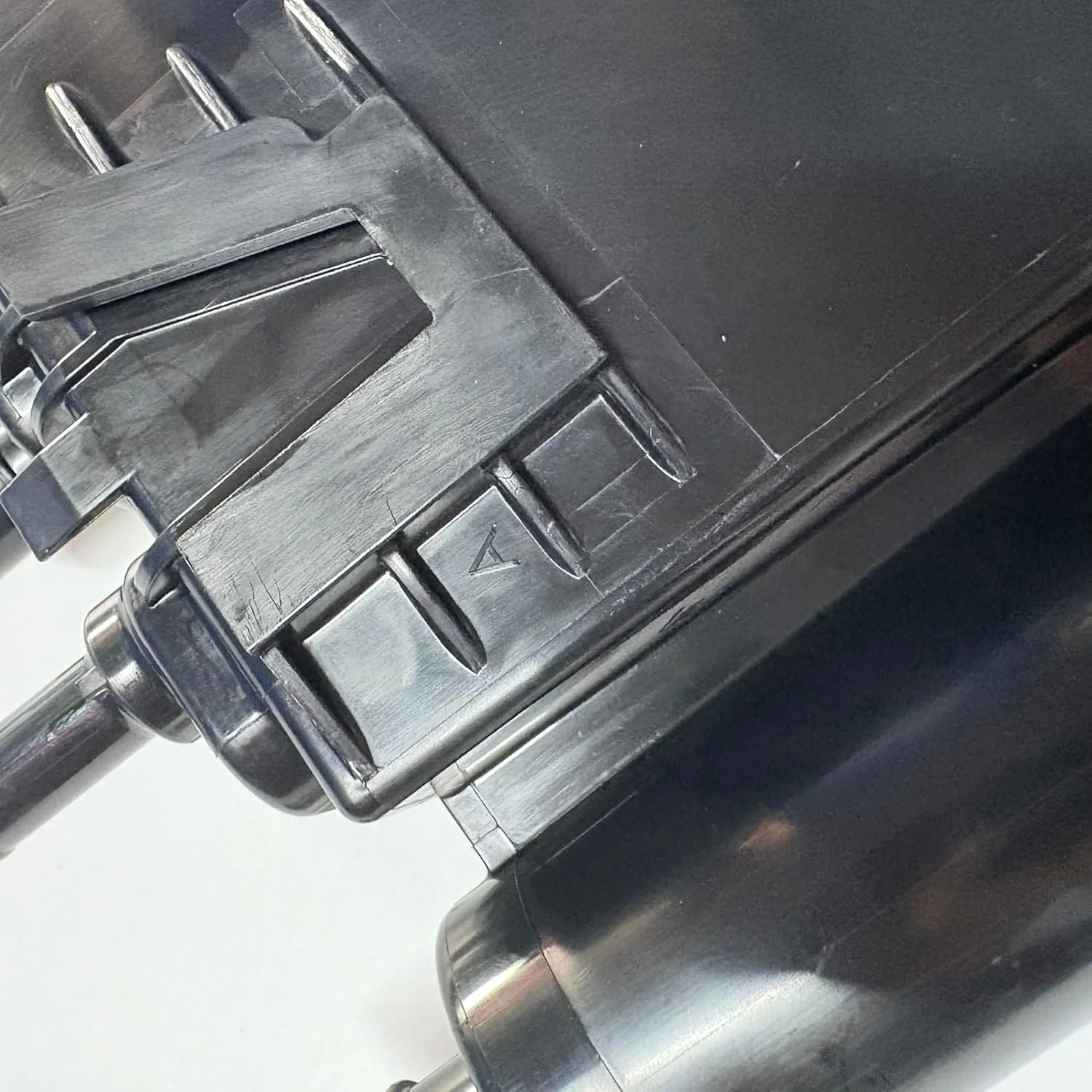 مجموعه کنیستر ذغالی 77740-06230 77704-06170 77740-33220 77704-33200 مناسب برای: کرولا (مکزیک)، کرولا سدان (آمریکای شمالی)، کمری/هیبرید (آمریکای شمالی)، ای اس 250 (آمریکای شمالی)، آوالون، کرولا کراس، راو4 (آمریکای شمالی)، کرولا سدان (ژاپن)