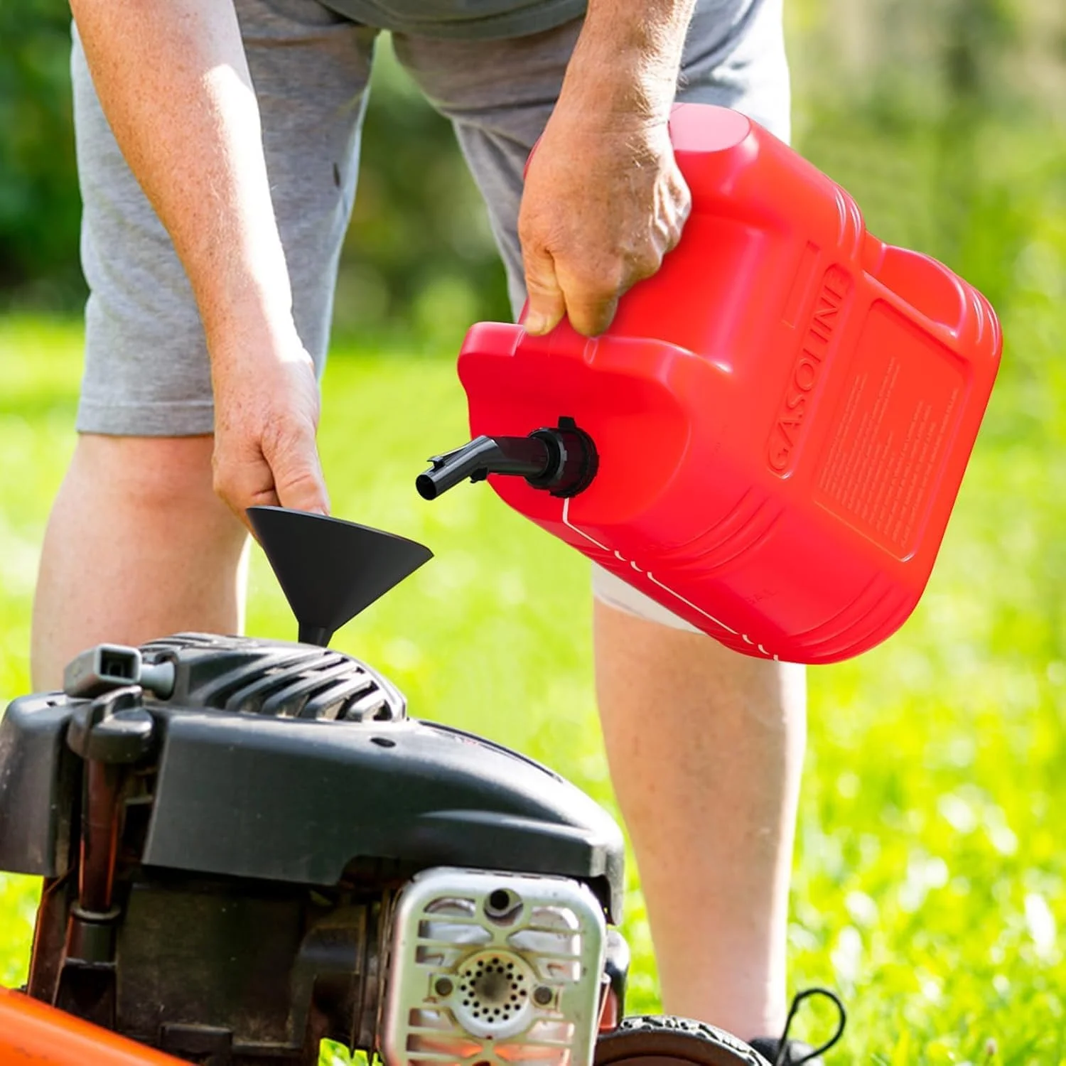 ظرف بنزین 5 گالنی GOCAPTAIN، ظروف ذخیره سازی بدون ریزش با نوار قابل مشاهده و دریچه تخلیه هوا، سطل های بادوام 15.4" x 7.1" x 11"، قرمز 2 عددی