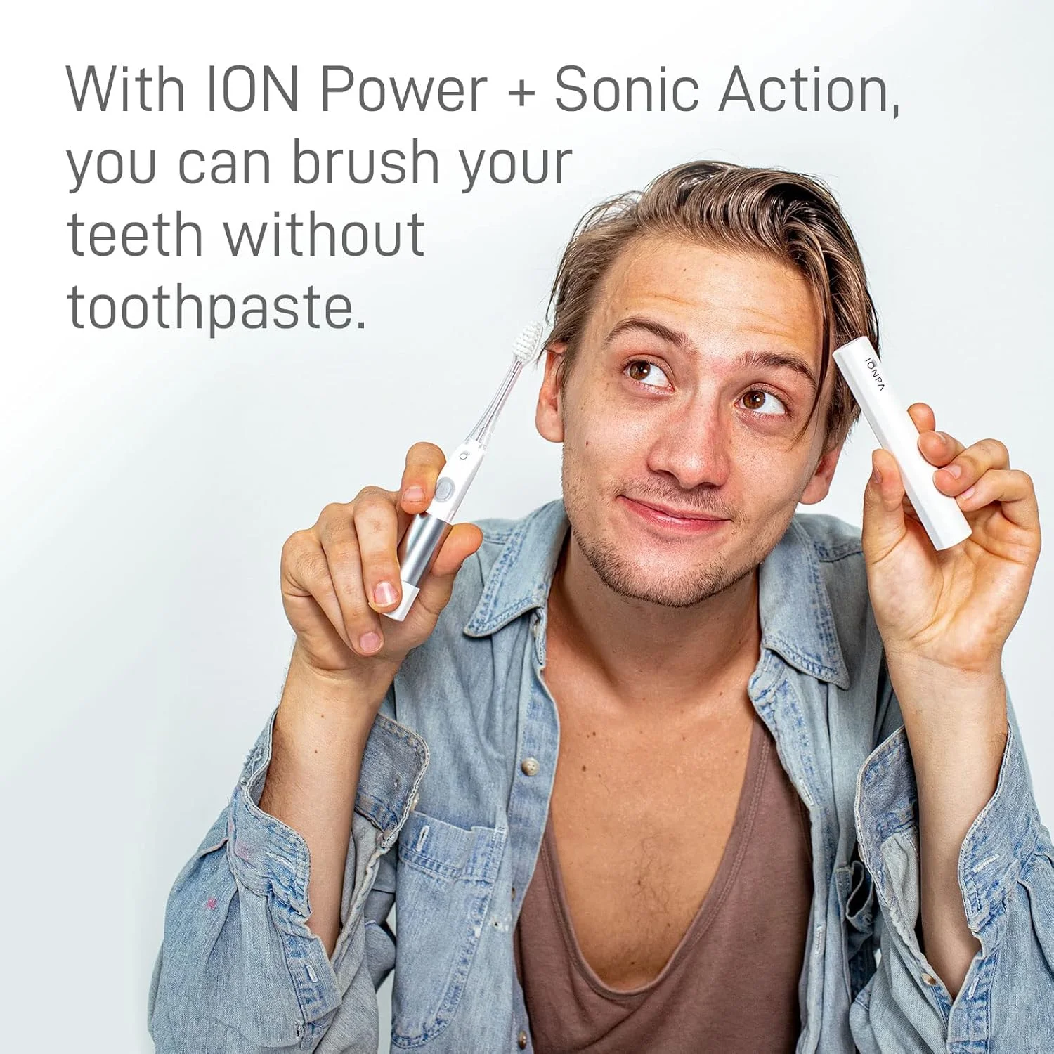 مسواک برقی یونی IONIC KISS IONPA DM قرمز، جمع و جور، با درپوش مسافرتی، تایمر مسواک زدن، 2 حالت، 2 سر برس نرم با رشته های بلند ساخت ژاپن، مناسب سفر و کمپینگ، مدل DM-011RD